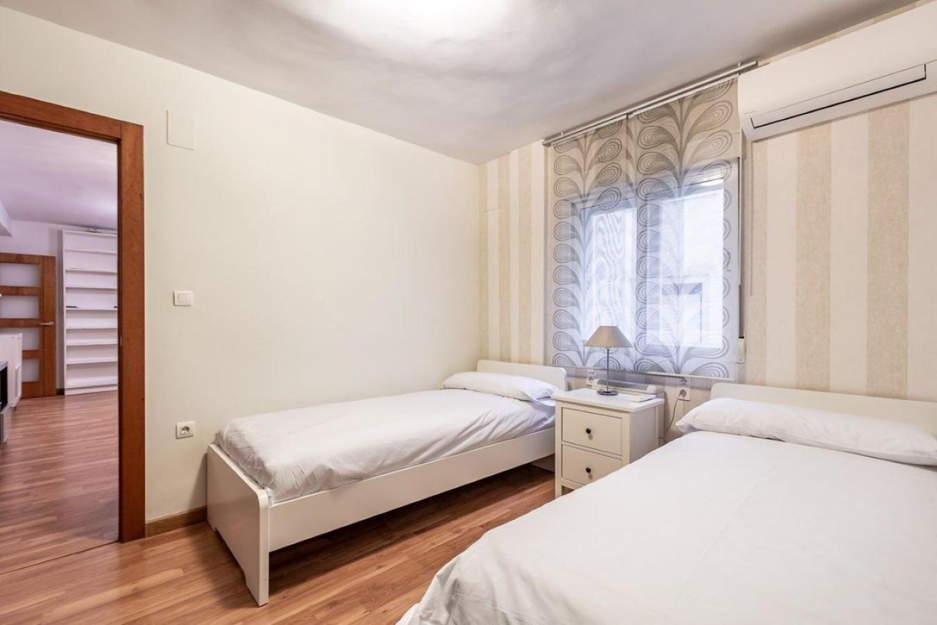 Tuguest Castañeda Apartamento