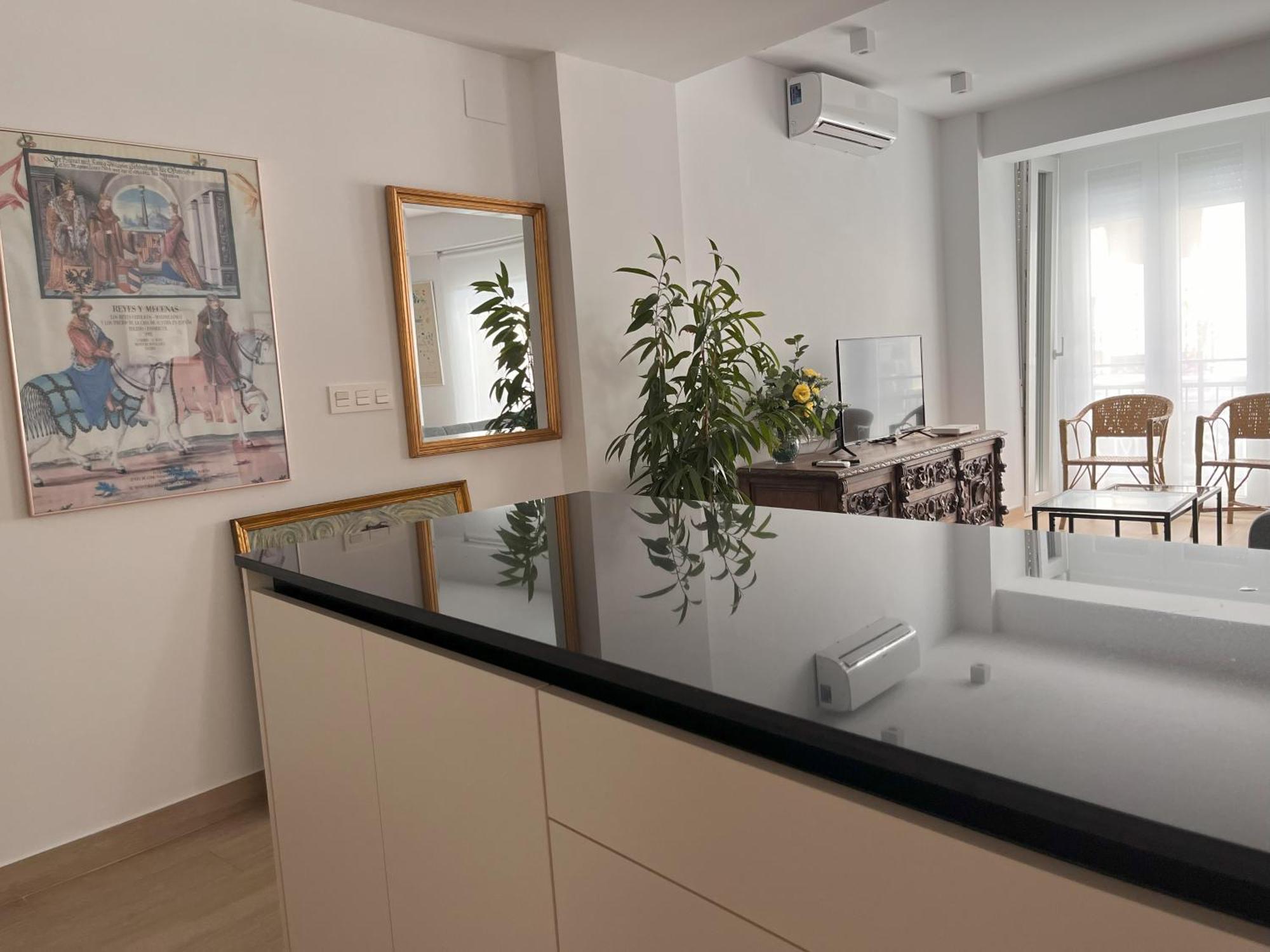 Apartamento Precioso Con Patio *