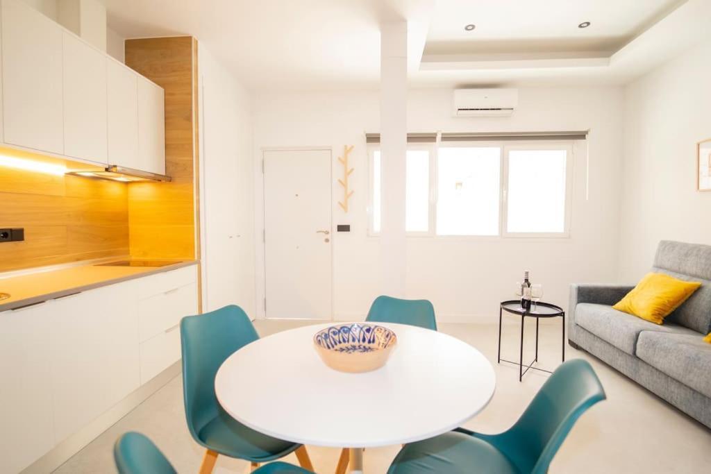 Center Cathedral Apartment *