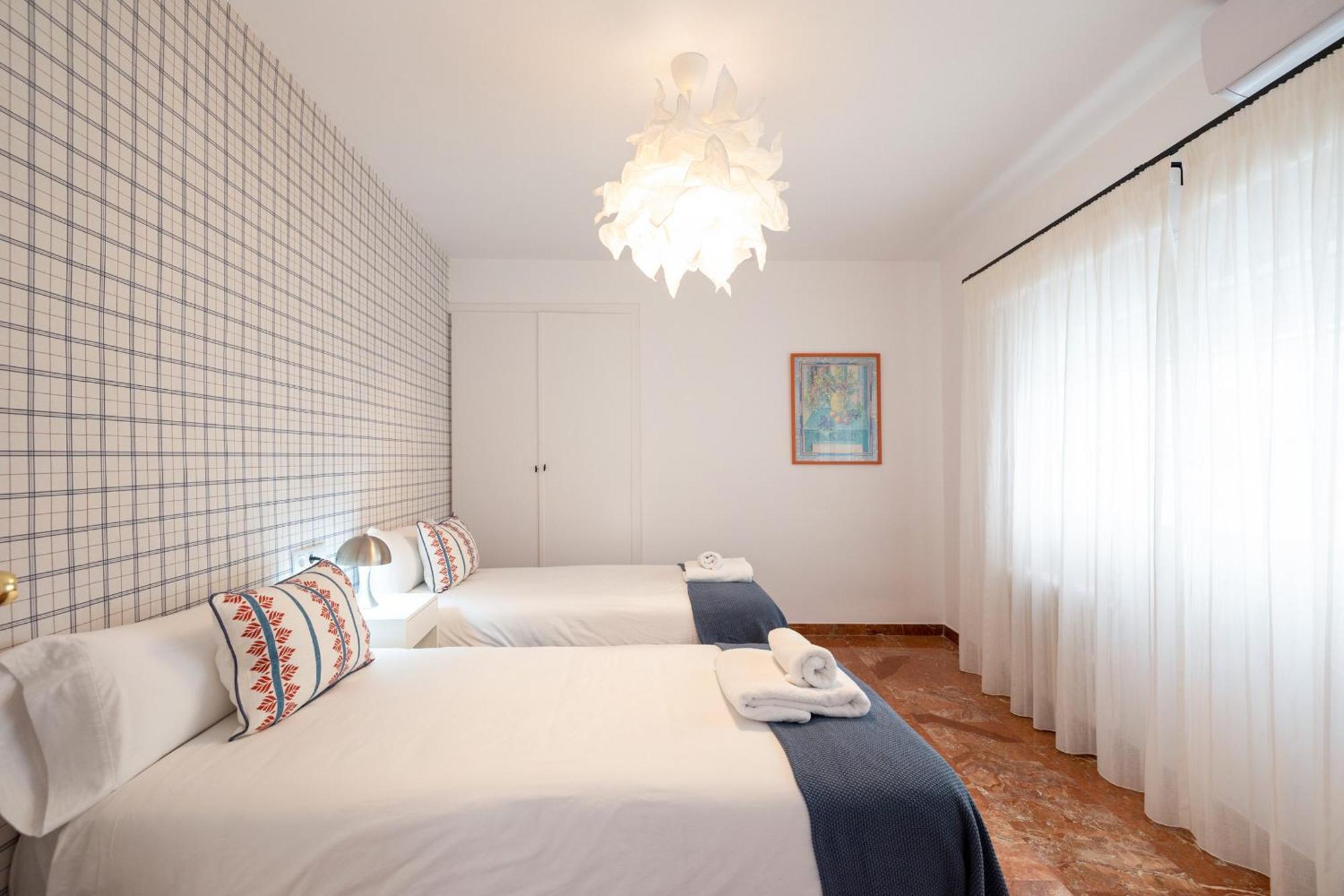 Gran Via Cathedral Apartment