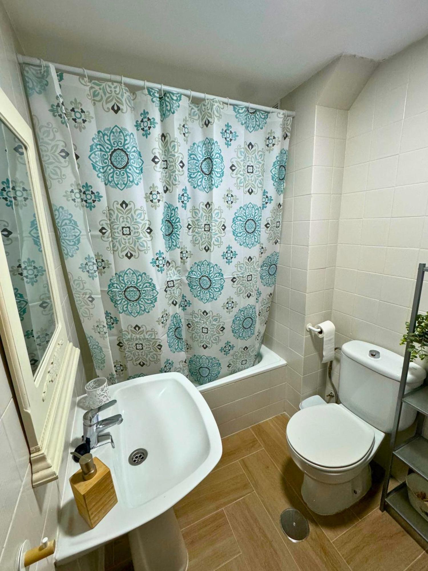 Apartamento Home4u En Plaza De Gracia