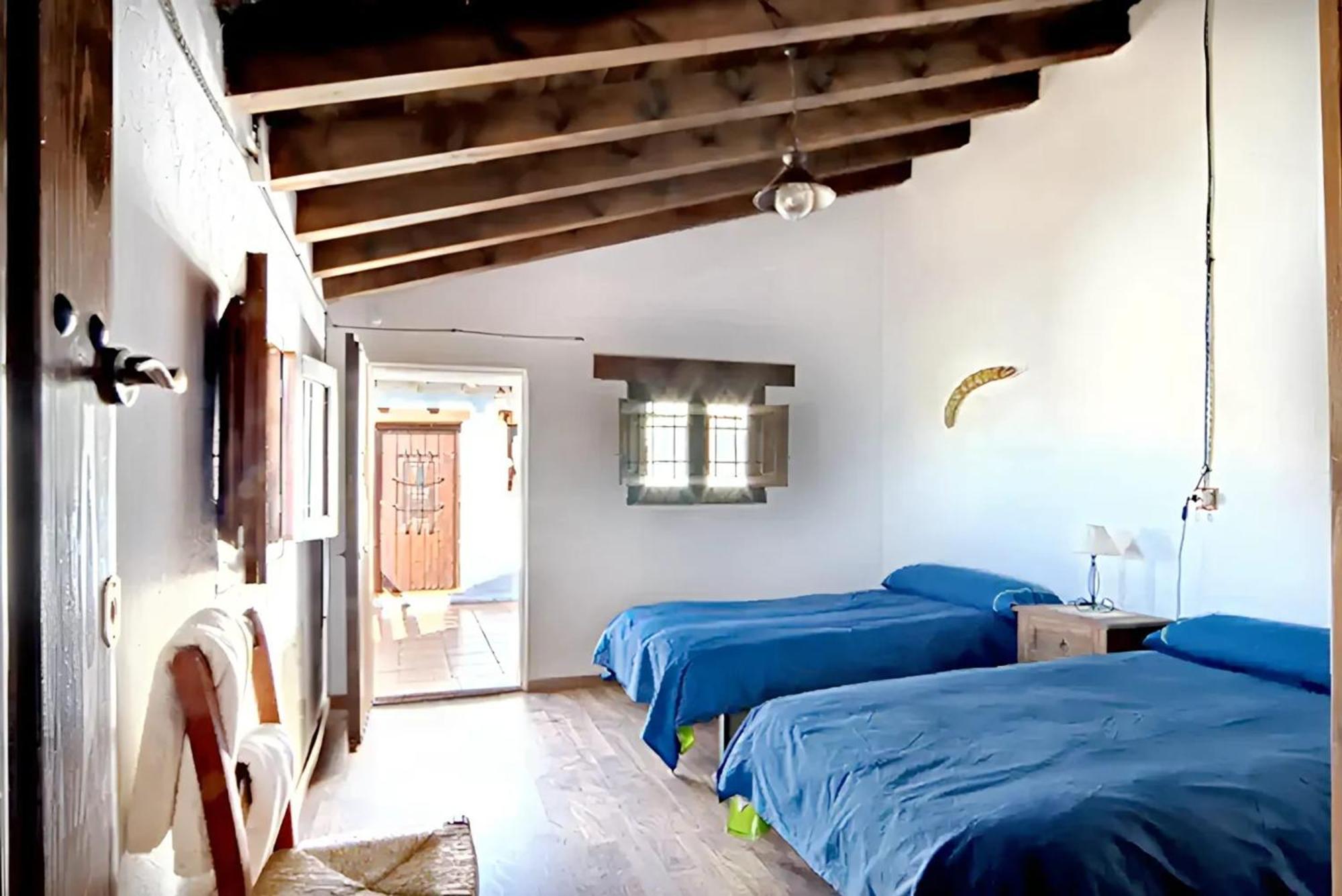 Villa Elegant In With Pool And Garden *