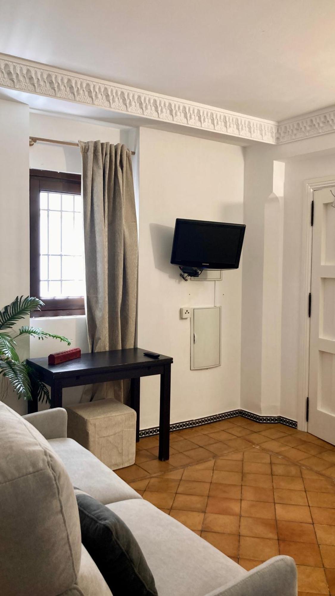 Adanar-apartamentos Muralla Ziri