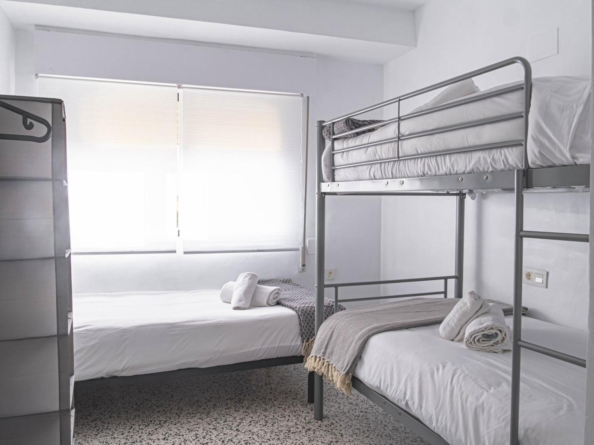Pet-friendly Apartamento En By Bebalmy