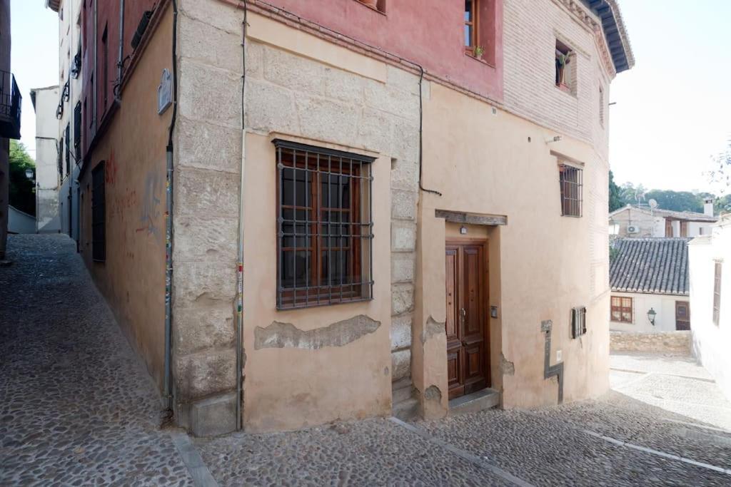Charming, Spacious Albayzin Apartamento Granada