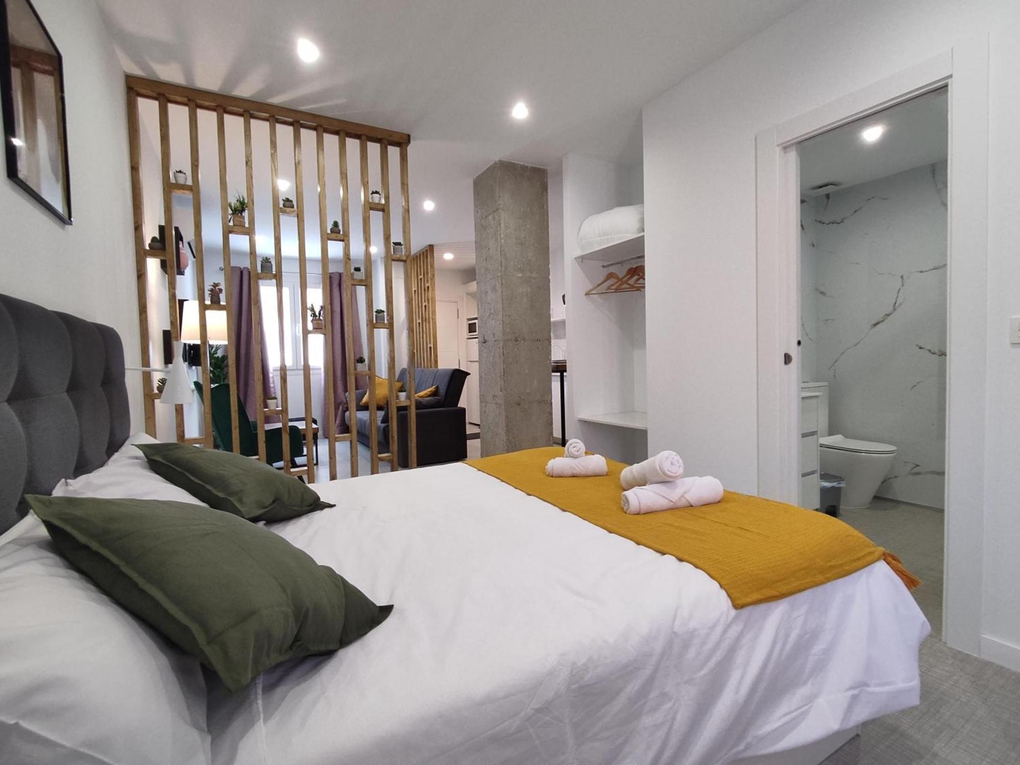 Apartment Ferola Homes *