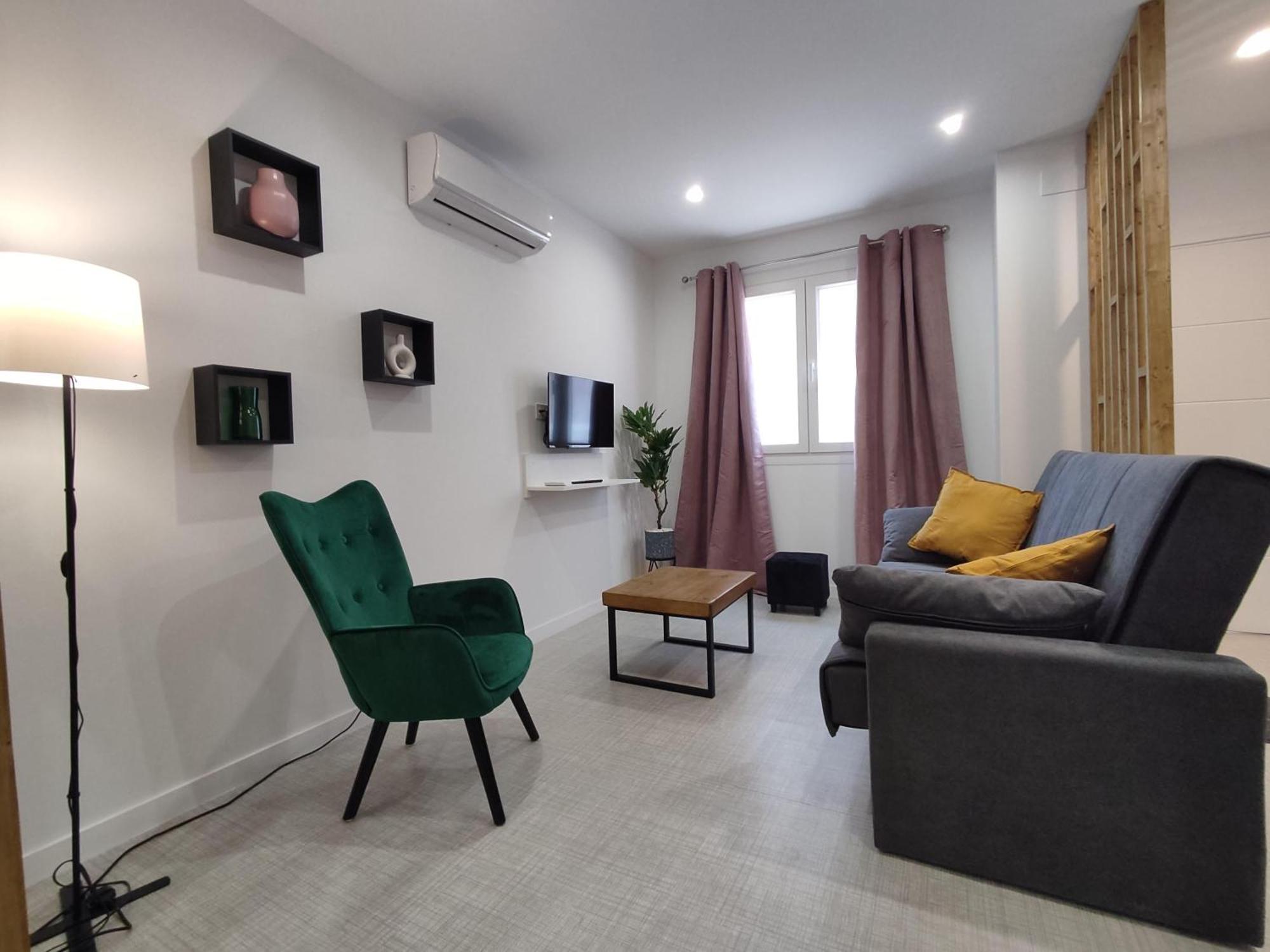 Apartment Ferola Homes *