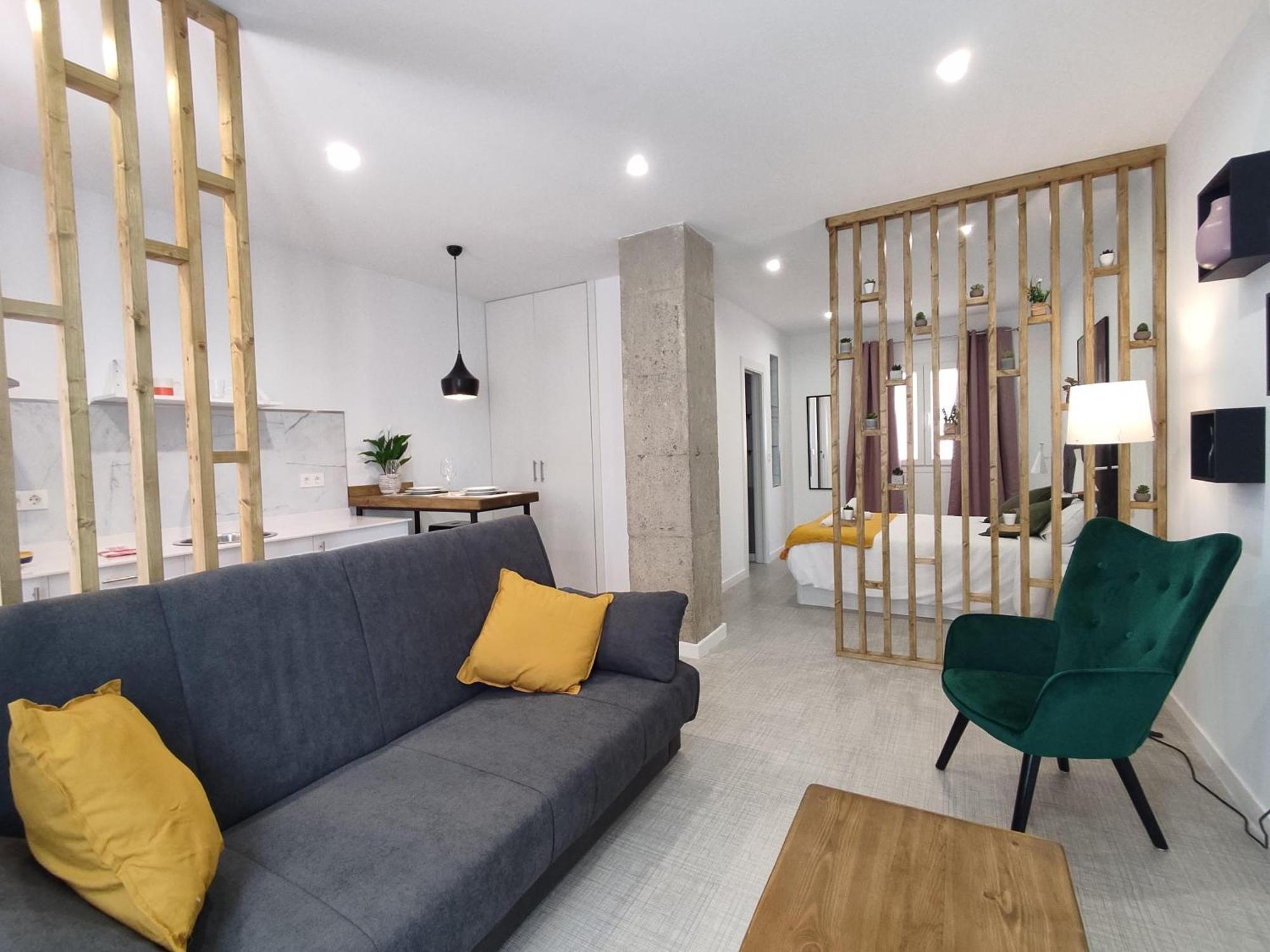 Apartment Ferola Homes *