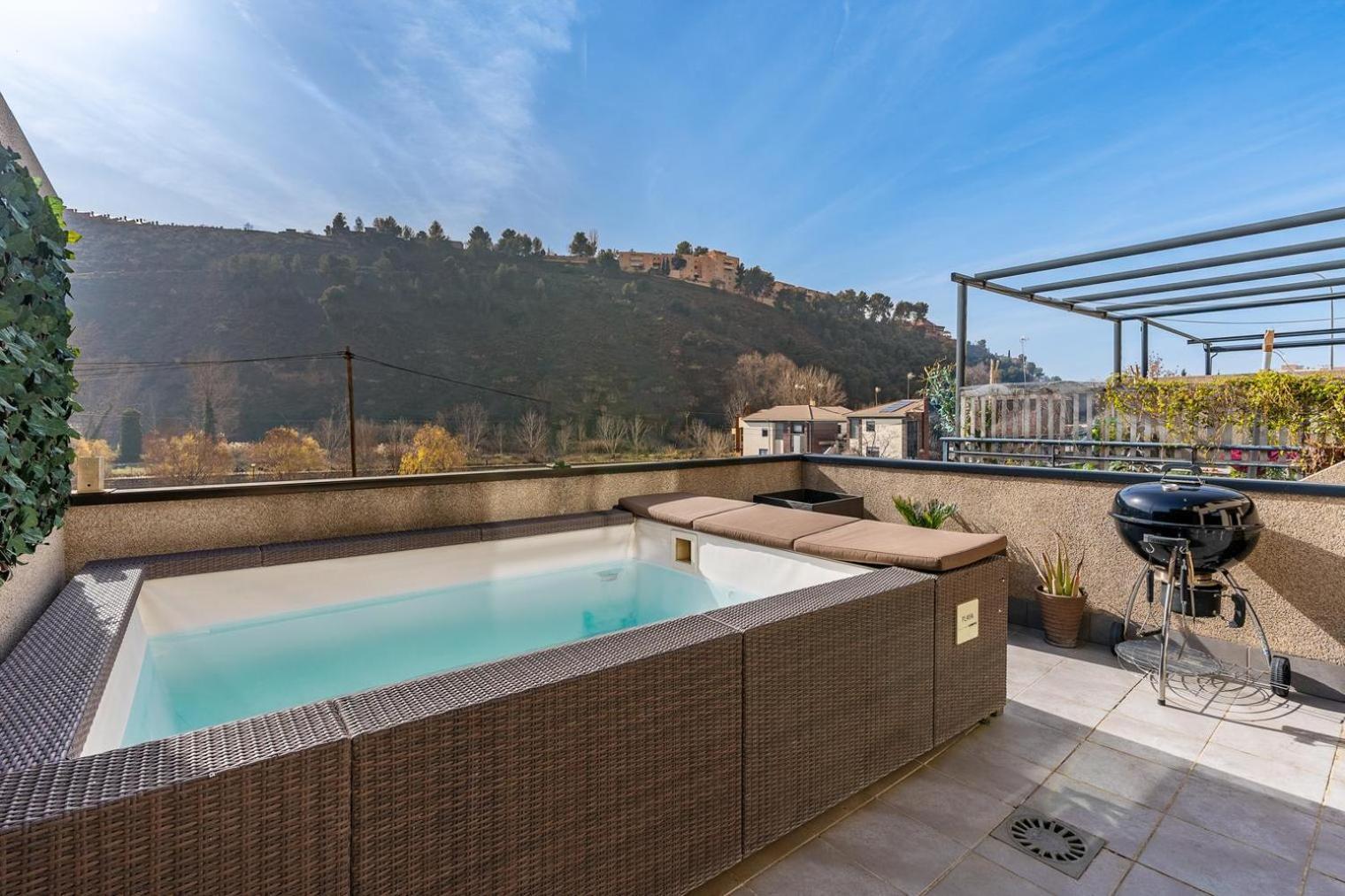 El Generalife Cerca Centro Y Sierra Nevada Con Piscina Y Barbacoa Y Parking Gratis Apartamento Granada