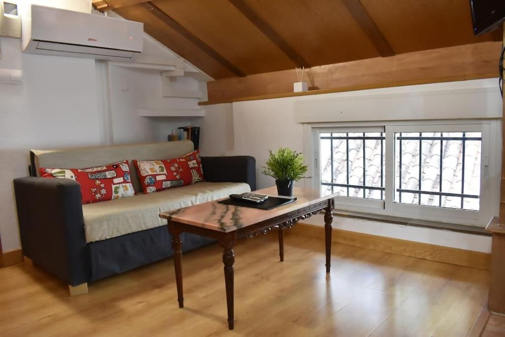 Apartamento Golondrinas De La Alhambra