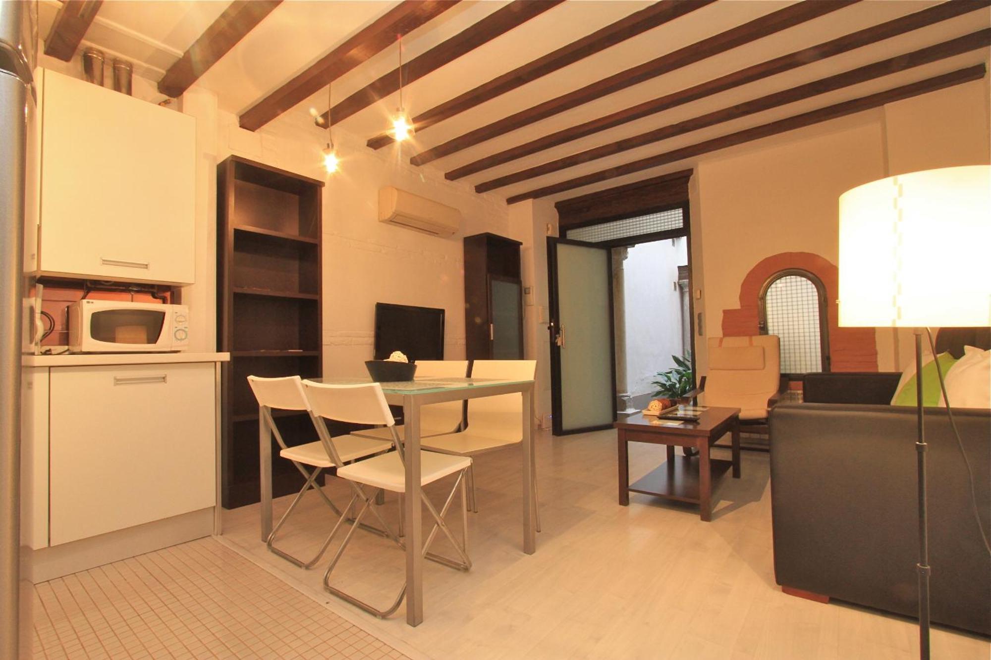 Apartment Inside Alhacaba