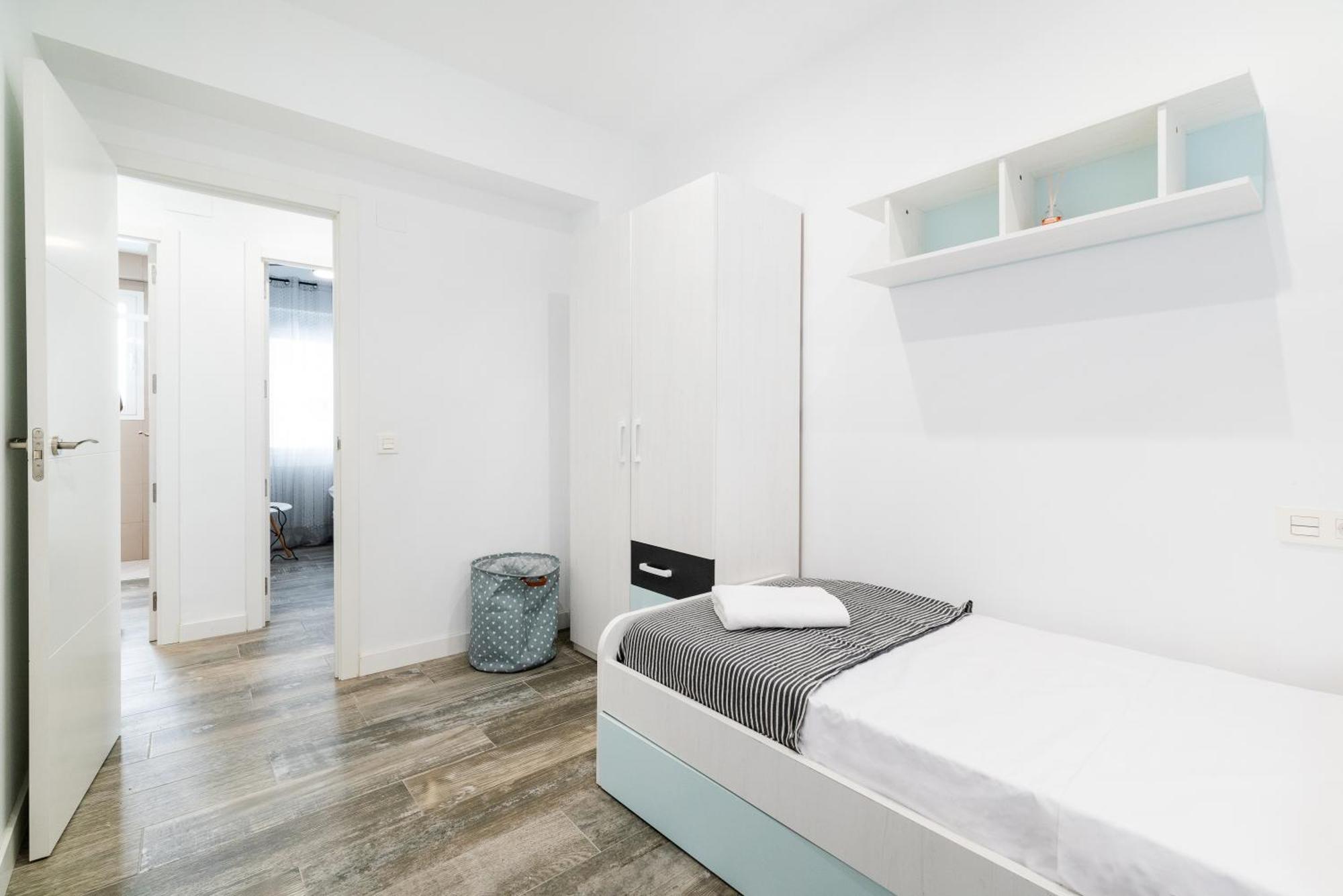 Apartamento Pajaritos Junto A Centro, Estacion De Tren Y Plaza De Toros