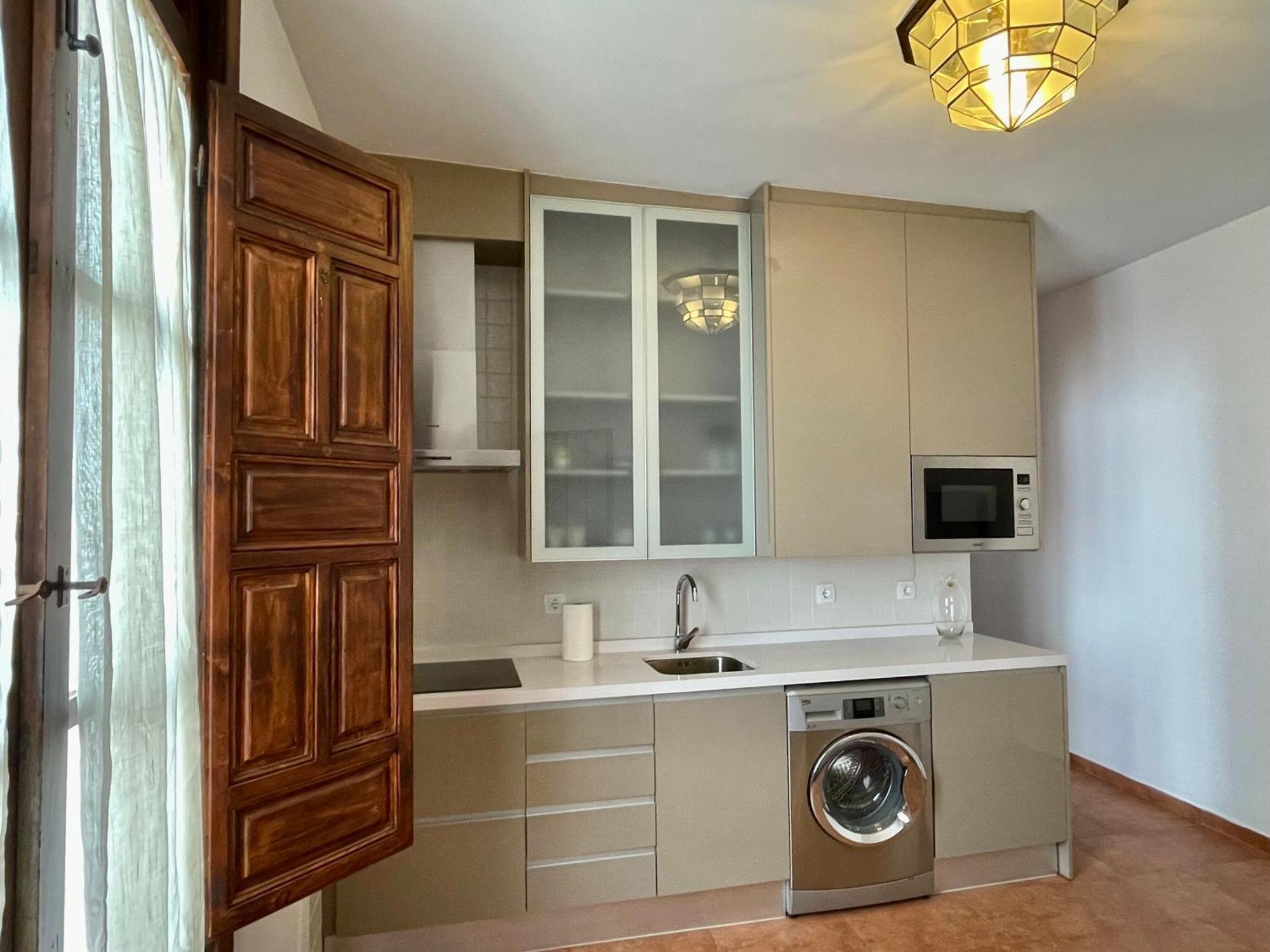 Al-mansur Apartment Granada
