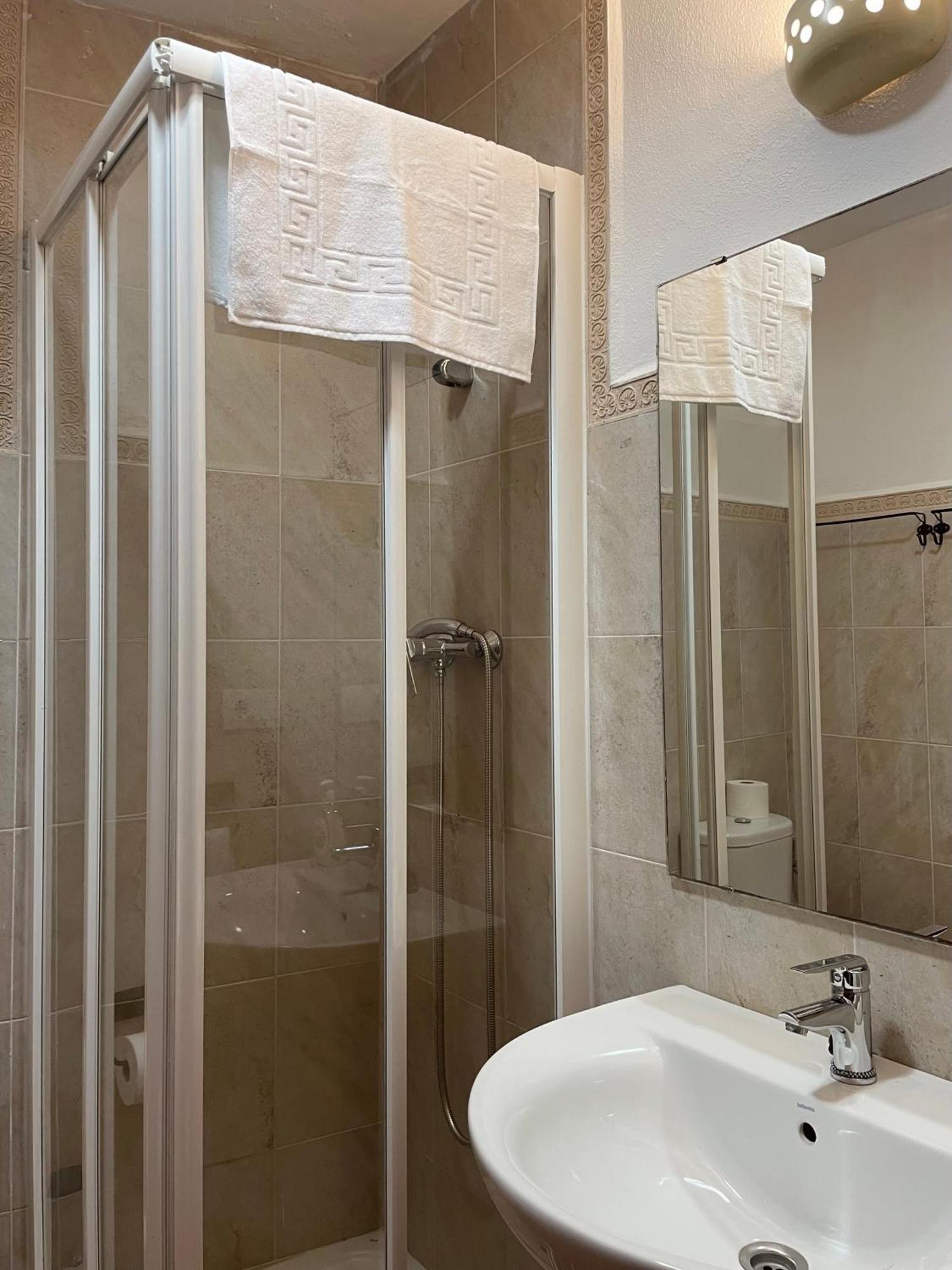 Apartment Al-mansur