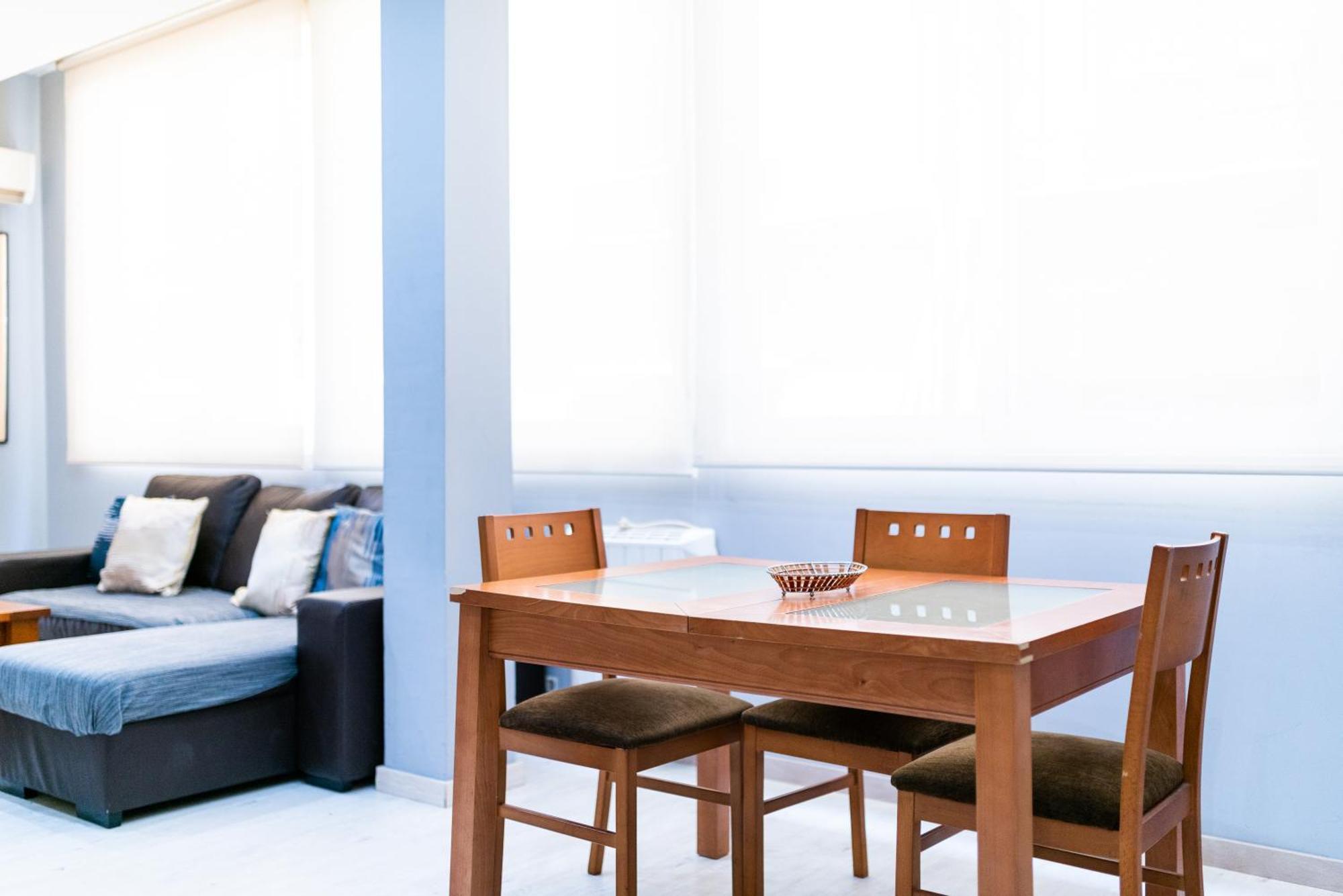 Apartment Apart. En El Centro De *