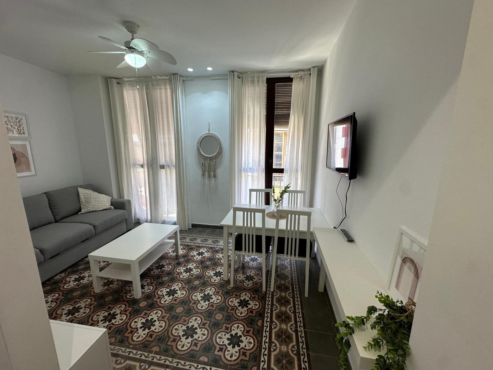 Center Living Granada