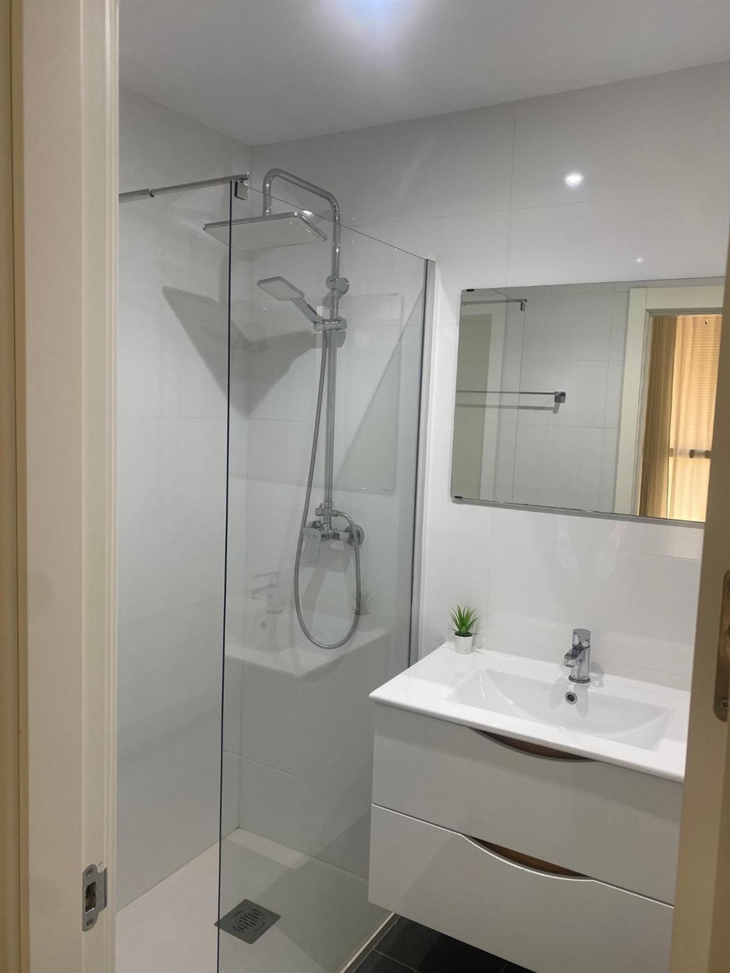 Center Living Apartment