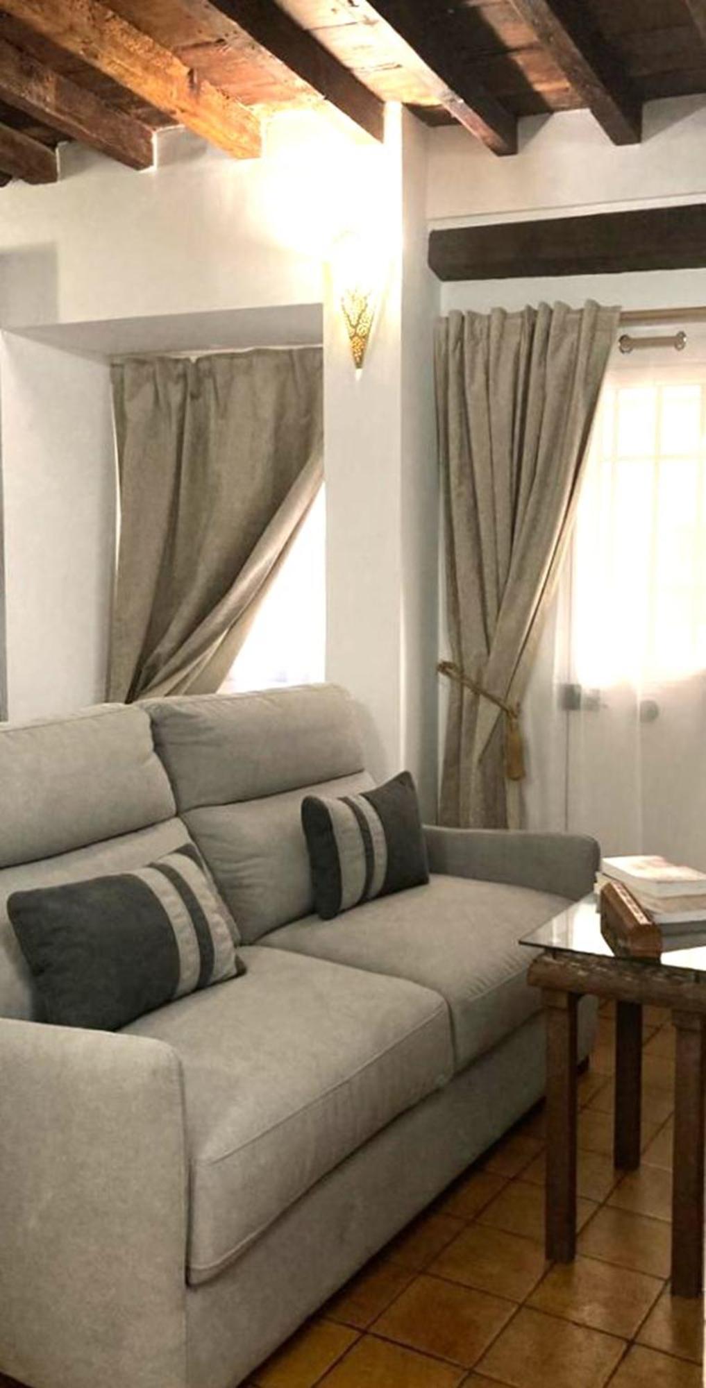 Adanar-apartamentos Muralla Ziri