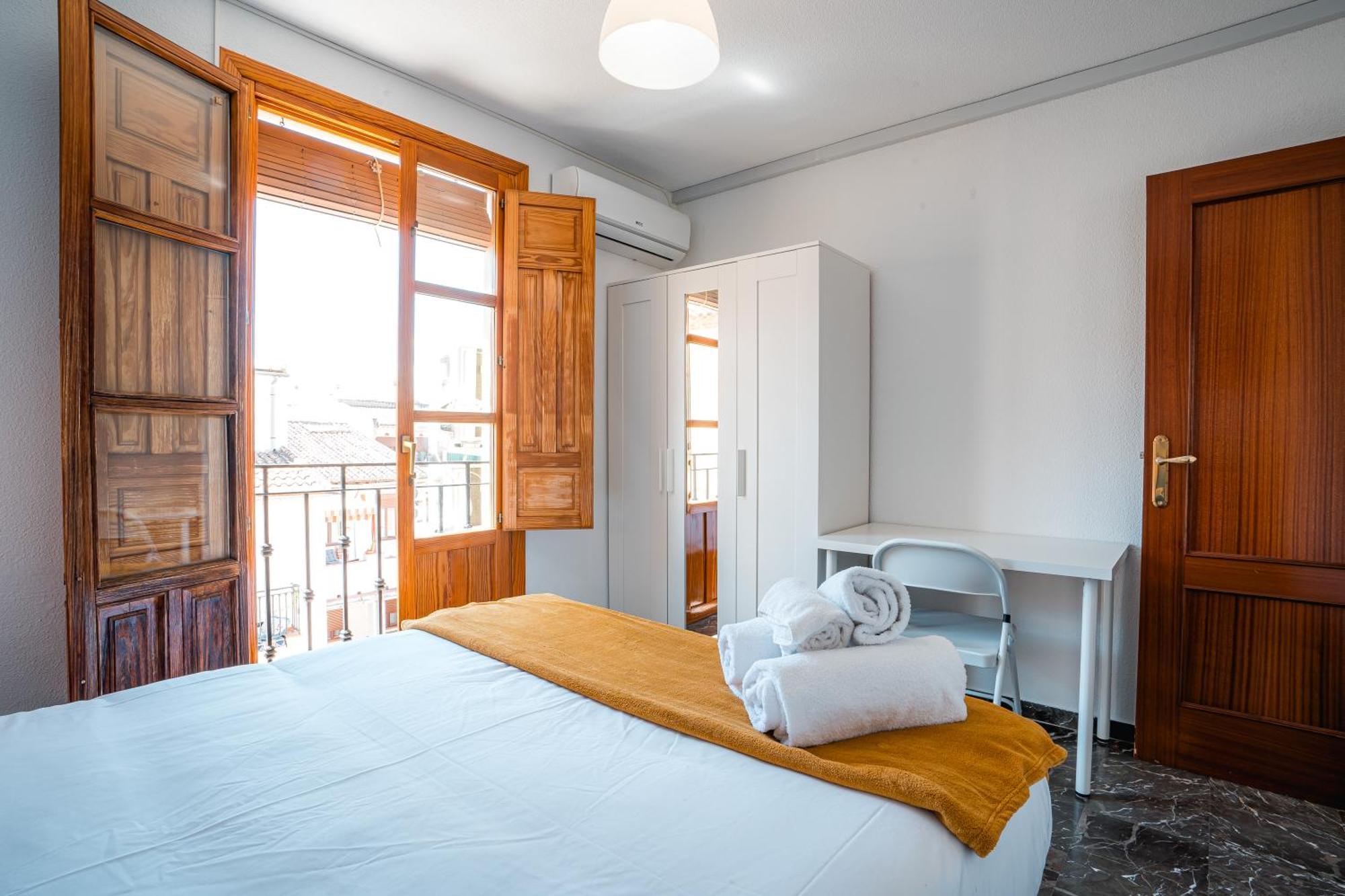 Apartamento Qh Plaza San Isidro Granada