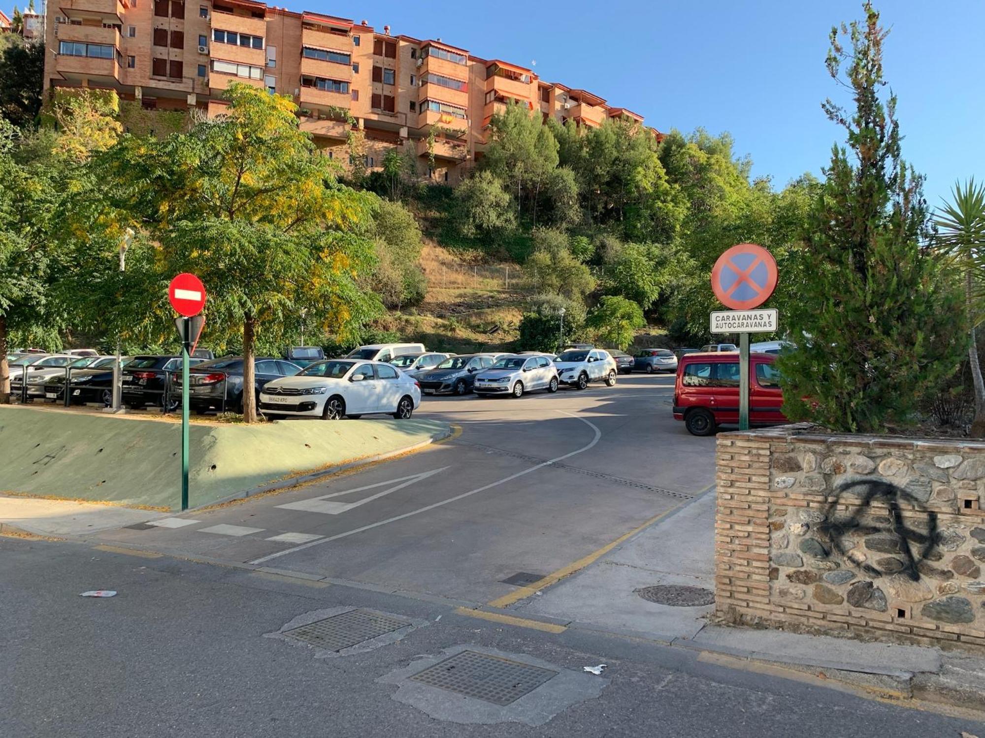 Apartamento En Granada Con Facil Aparcamiento En La Zona *