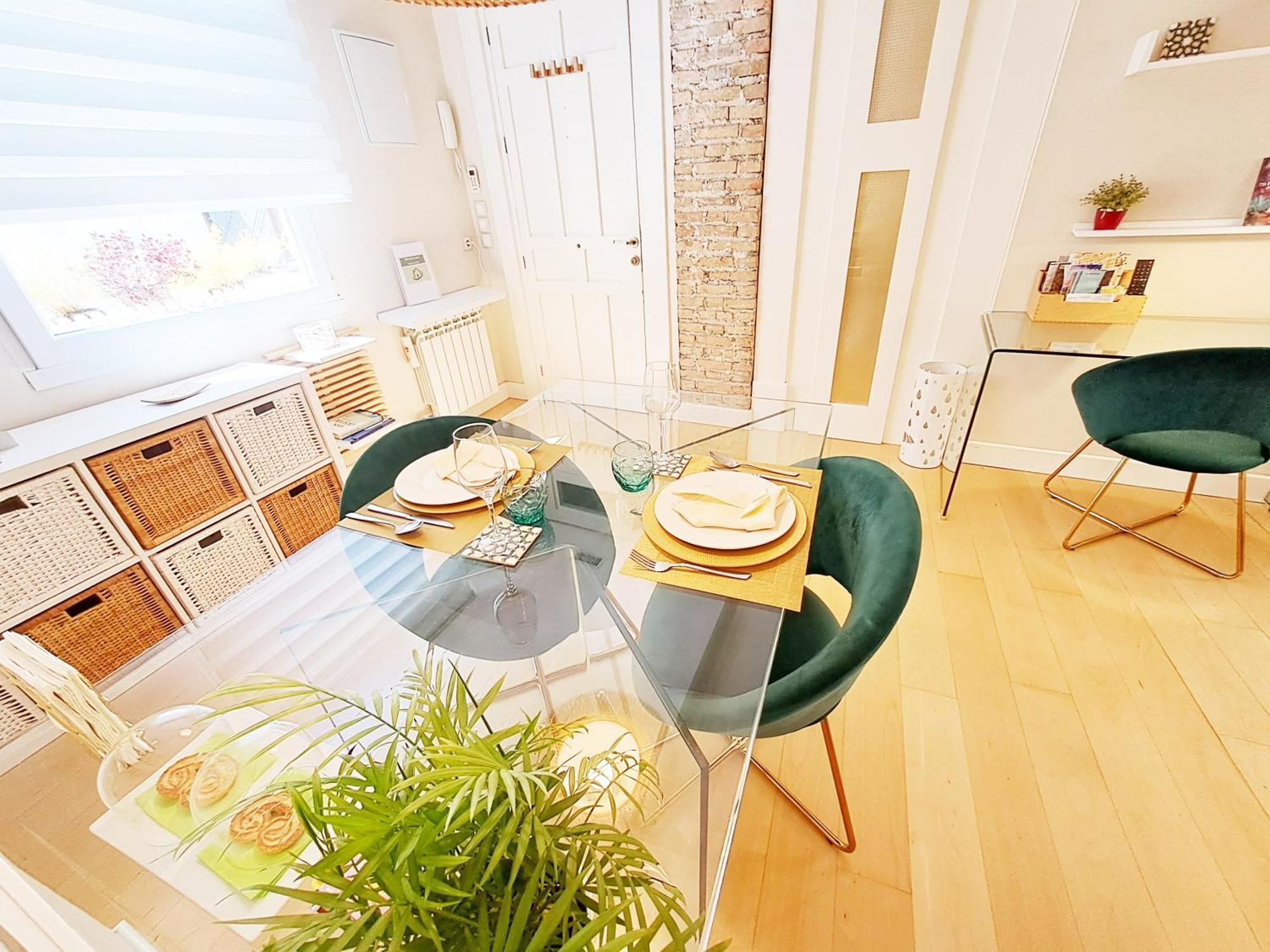Apartamento Apartasuite Deluxe Centro Histórico ático Tranquilo Con Terrazas A Pie De Calle Granada