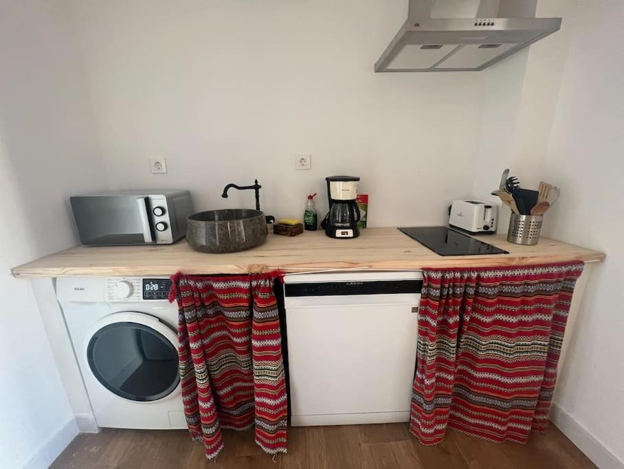 Holiday home Cosy House, Sunny Terrace, Amazing Views & Outdoor Bathtub!