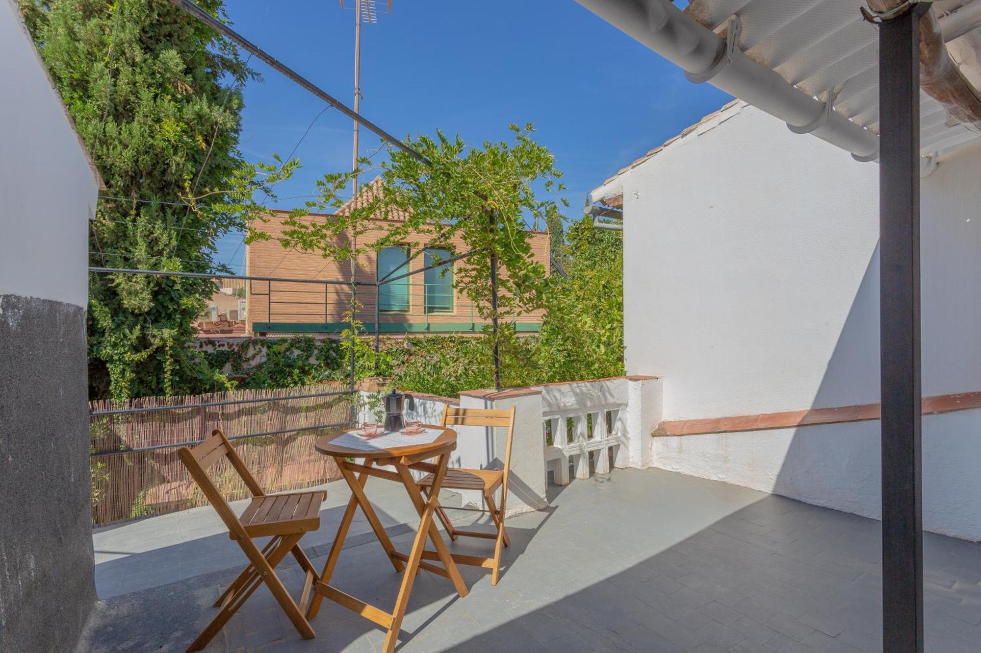 Oniria Agradable Casa Con Patio Junto Mirador De San Nicolas Сasa de vacaciones
