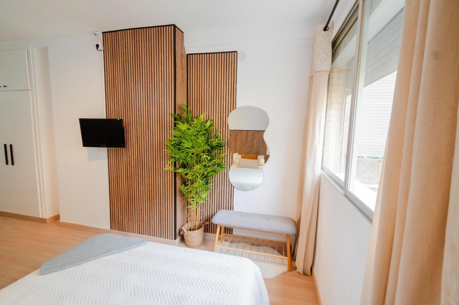 Apartamento Bonito Piso En El Centro De By Bebalmy