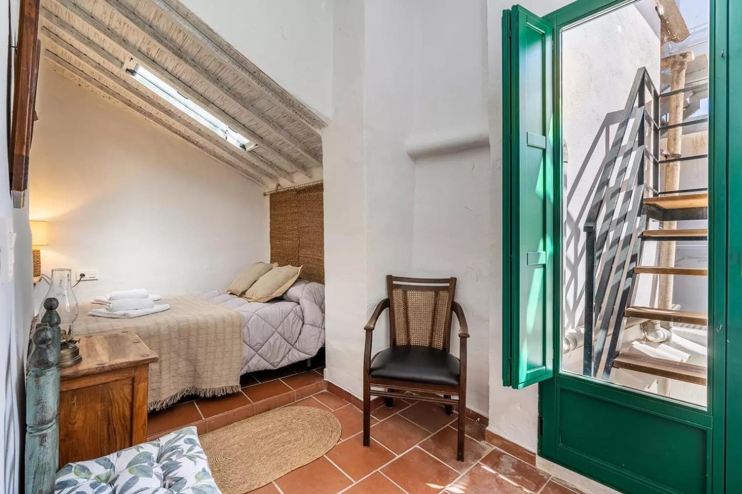 Holiday home Ruralya Constitucion Square Granada