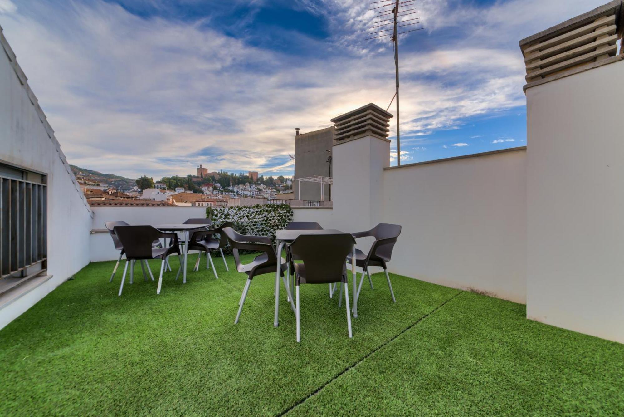En Casco Historico Con Terraza Comunitaria Y Parking Opcional Apartamento *