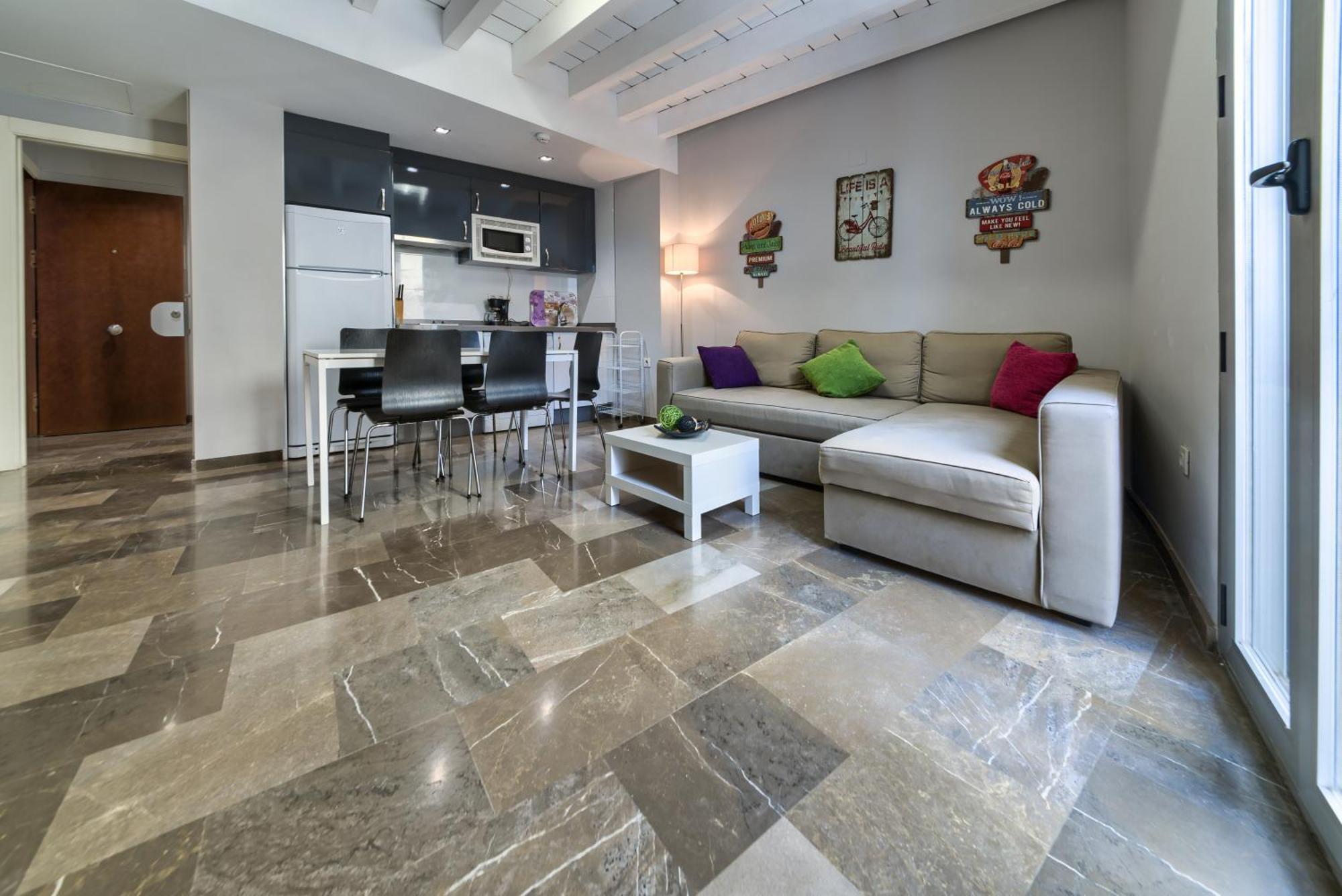 En Casco Historico Con Terraza Comunitaria Y Parking Opcional Apartamento