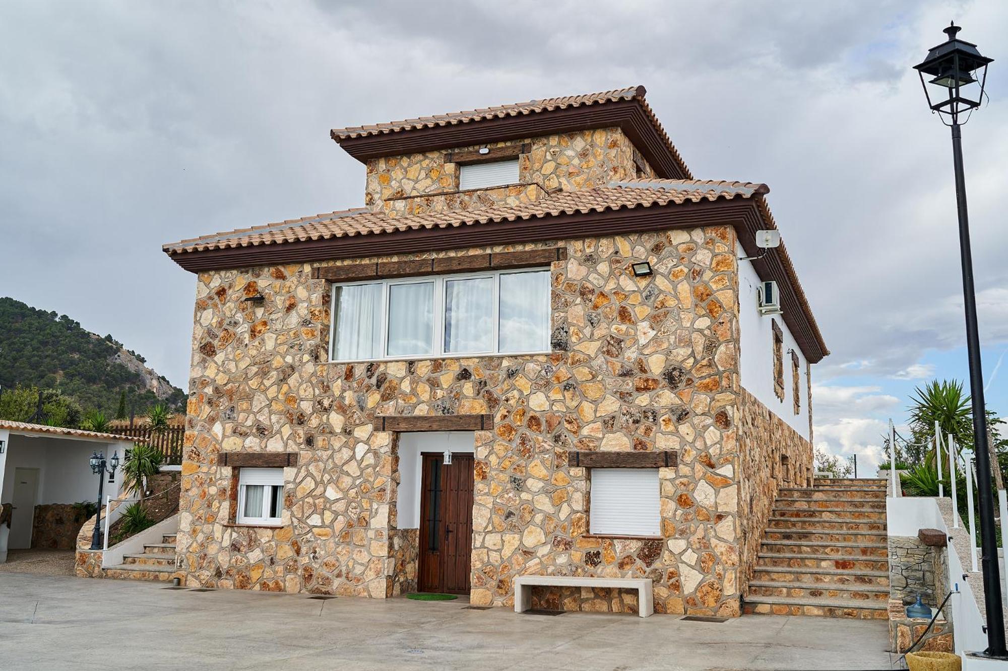 Canela Villa *