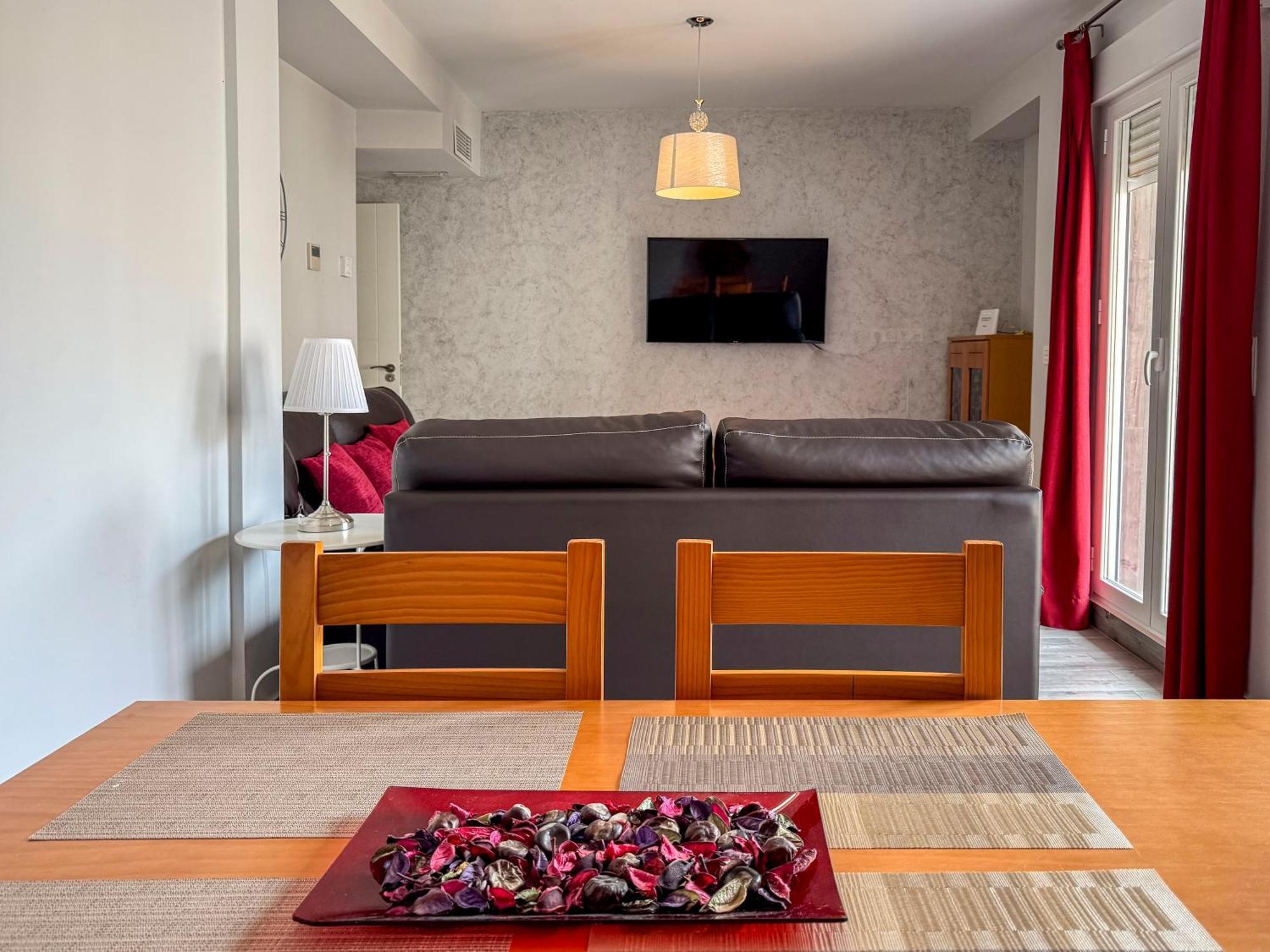 Cedran 6 Apartamento *