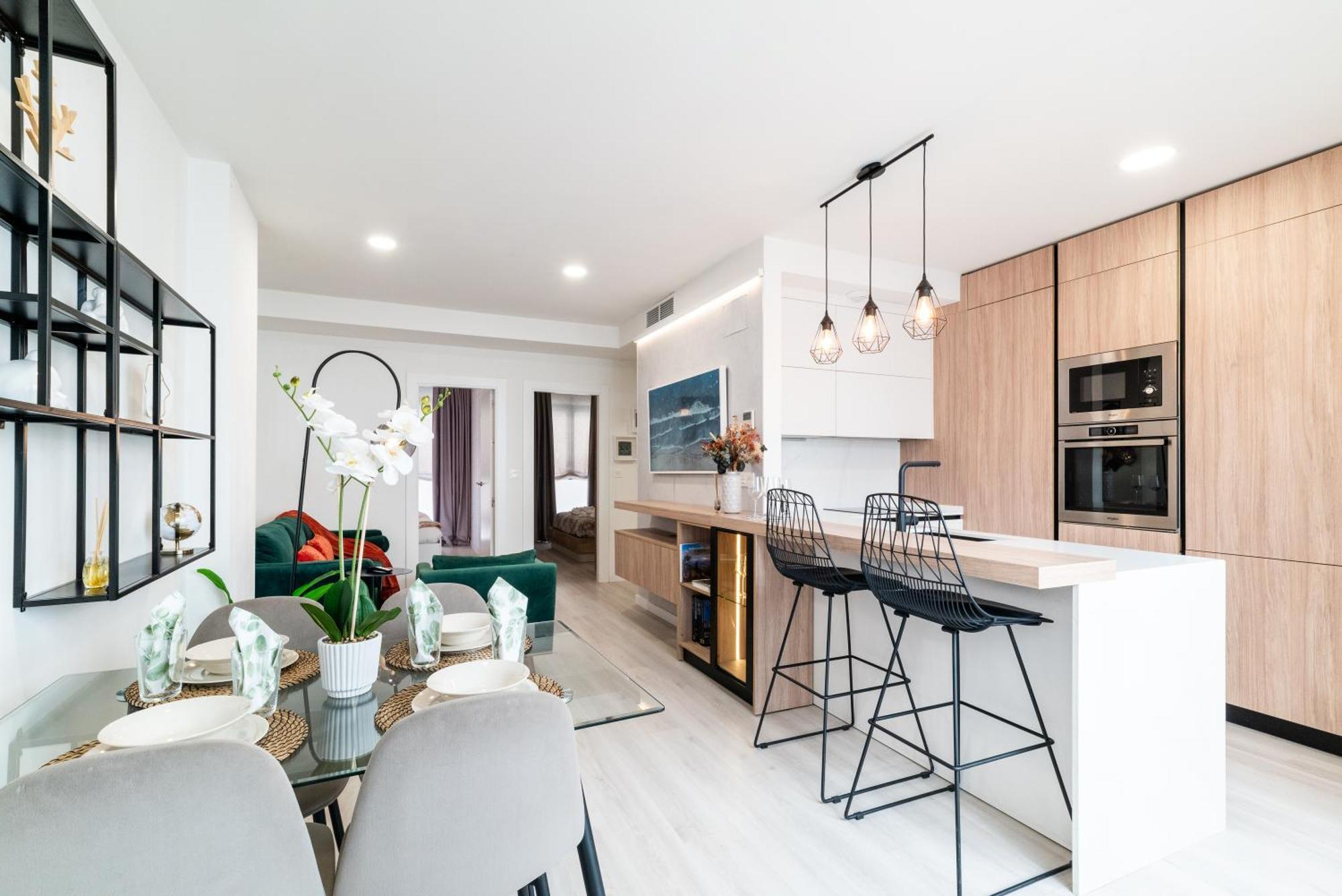 Wekey Homes, Angel Deluxe & Free Parking