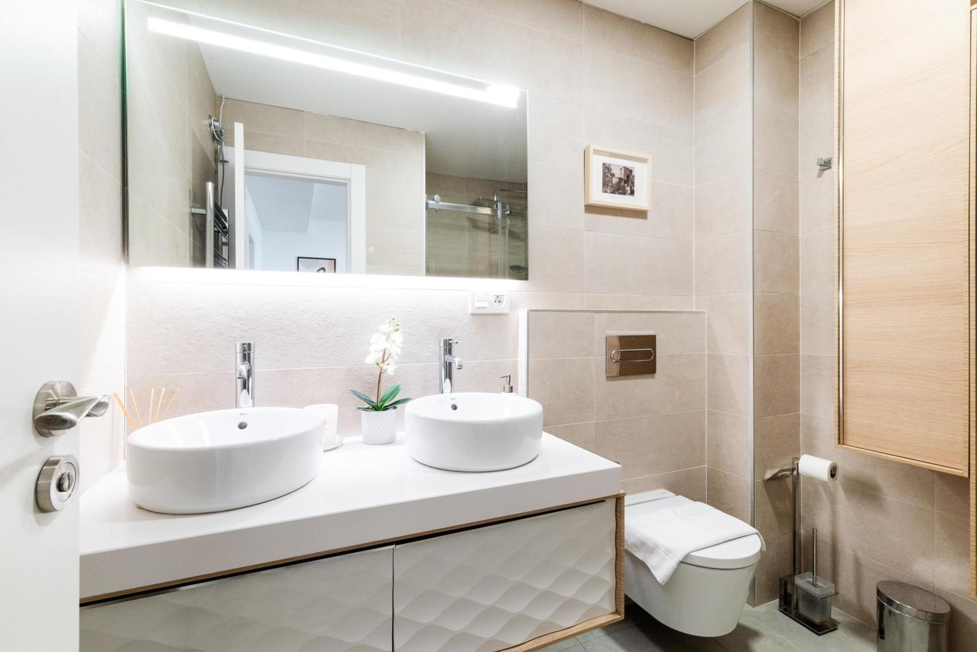 Wekey Homes, Angel Deluxe & Free Parking *