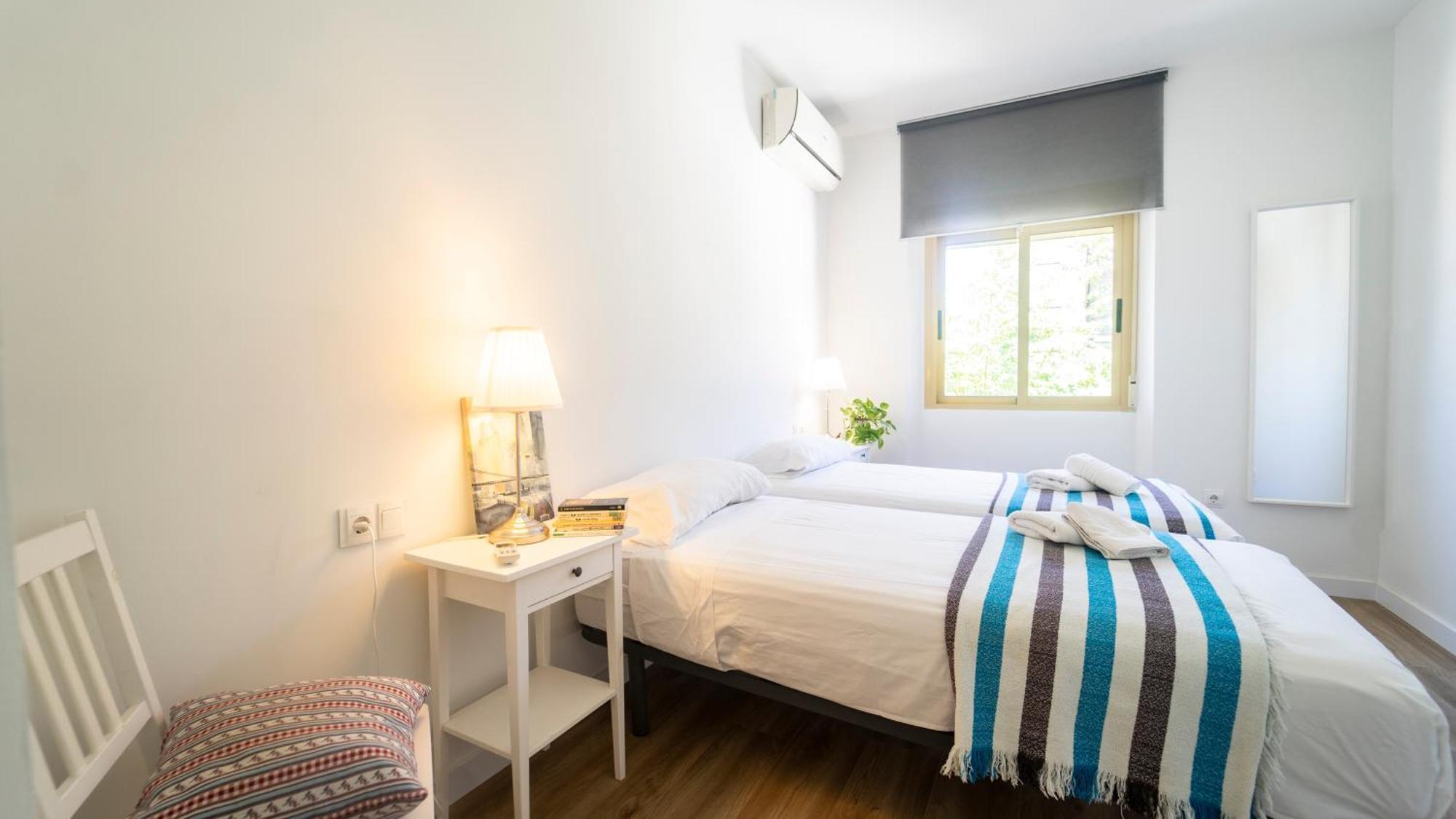 Apartamento Céntricos, Parking, Wifi Y A/c