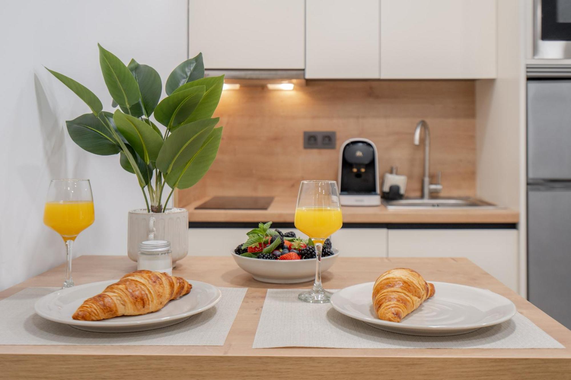 Apartment Congress *