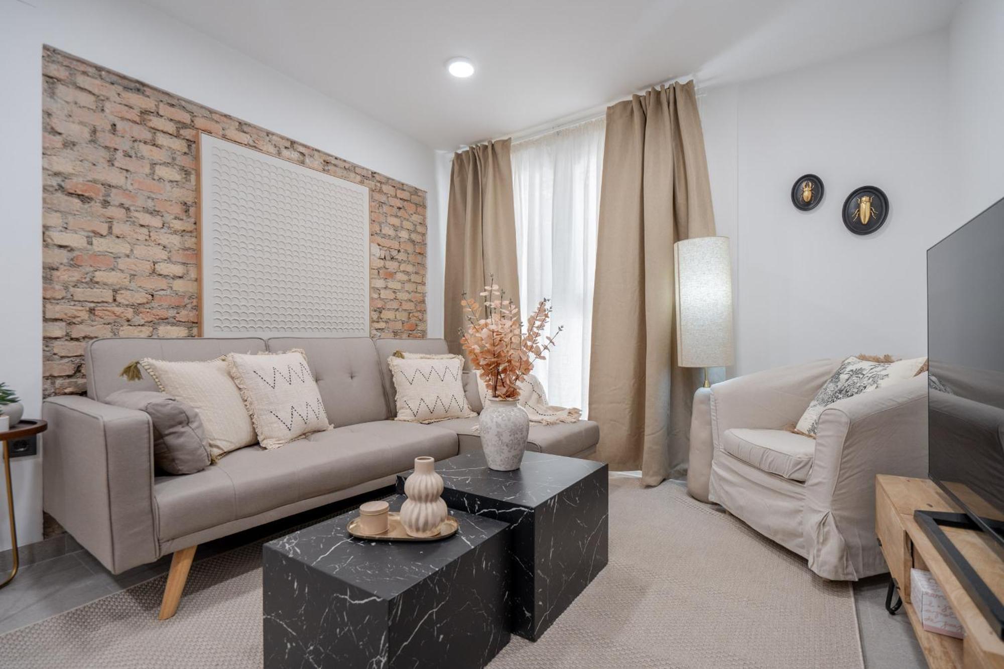 Congress Apartment