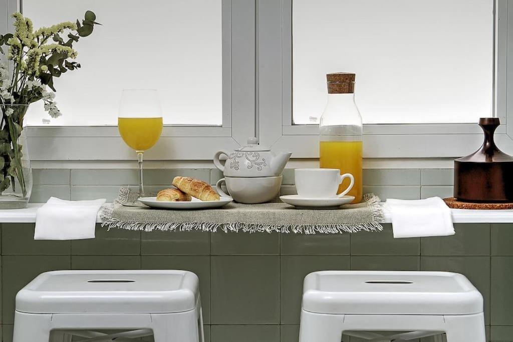Mywhitewall Bib-rambla * Granada