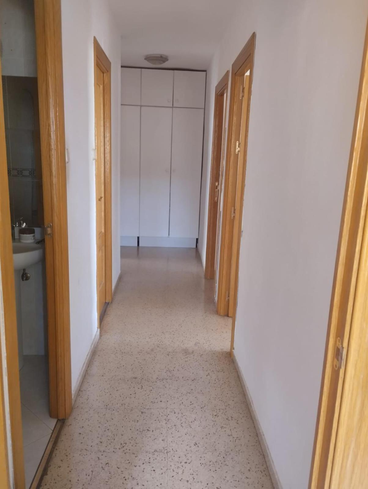 Spacious With Private Key And Wifi *