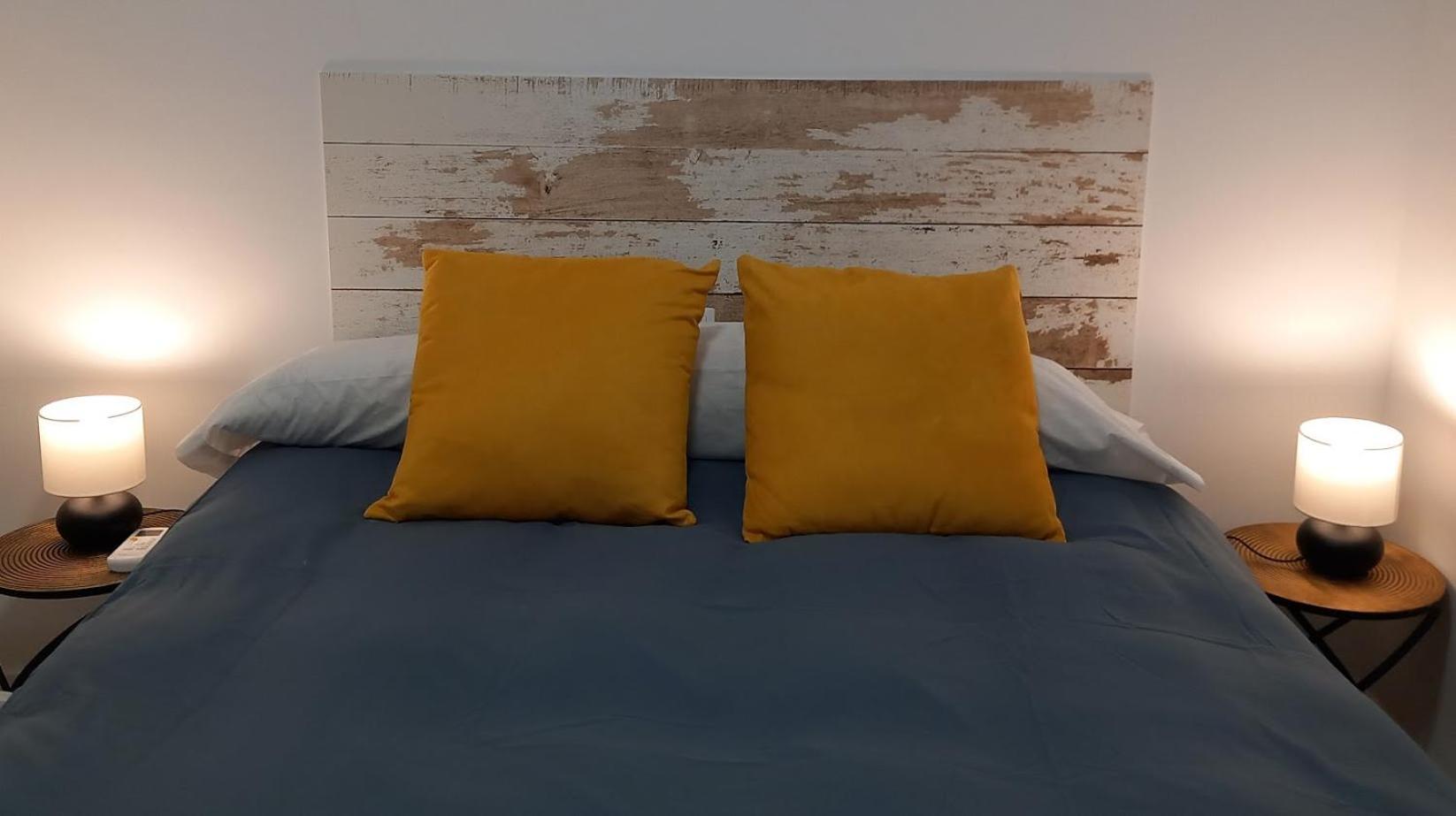 Eye Apartment *
