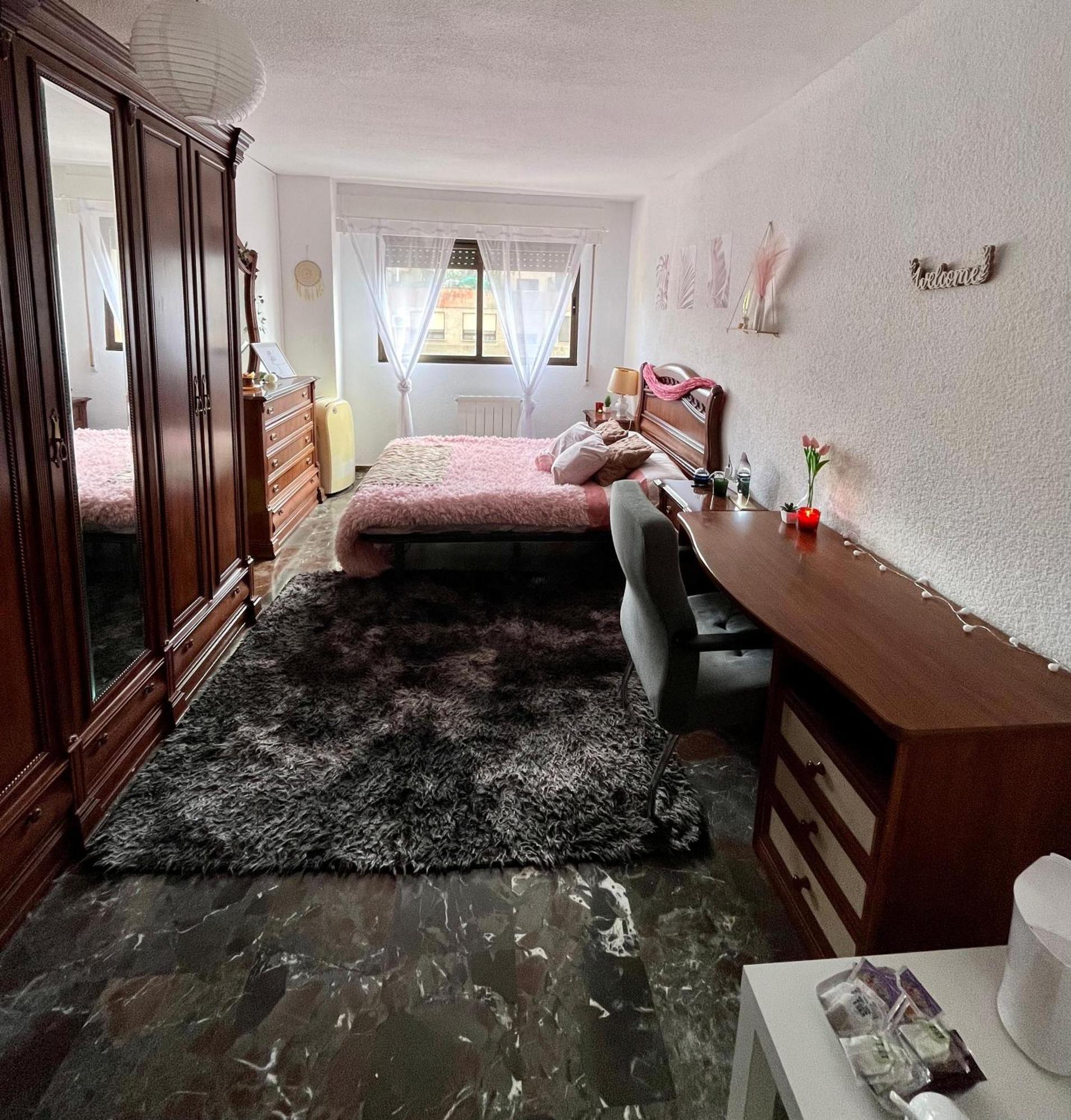 Habitacion Amplia Y Luminosa Homestay