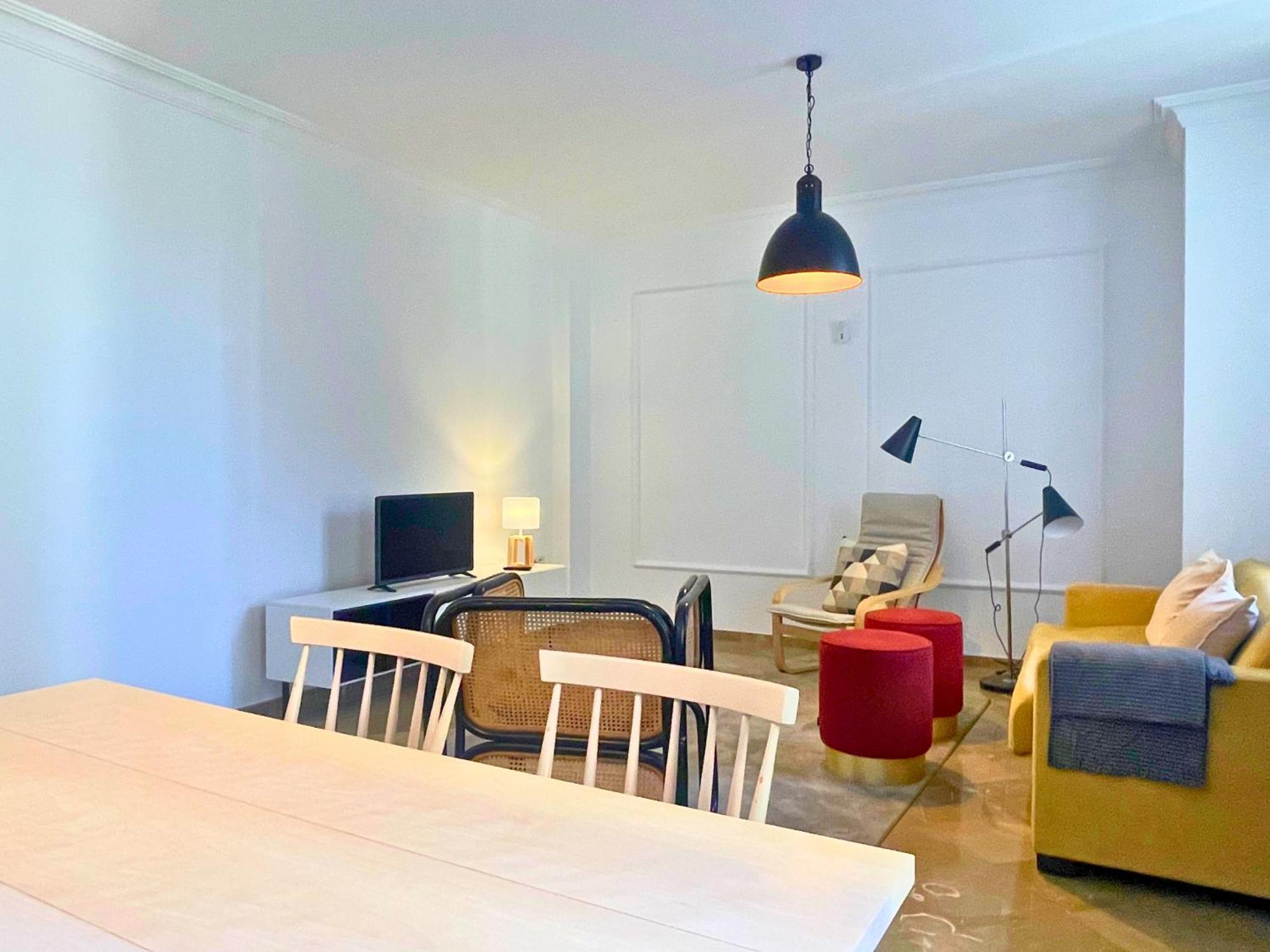 Home4u Gran Via Luxury Granada