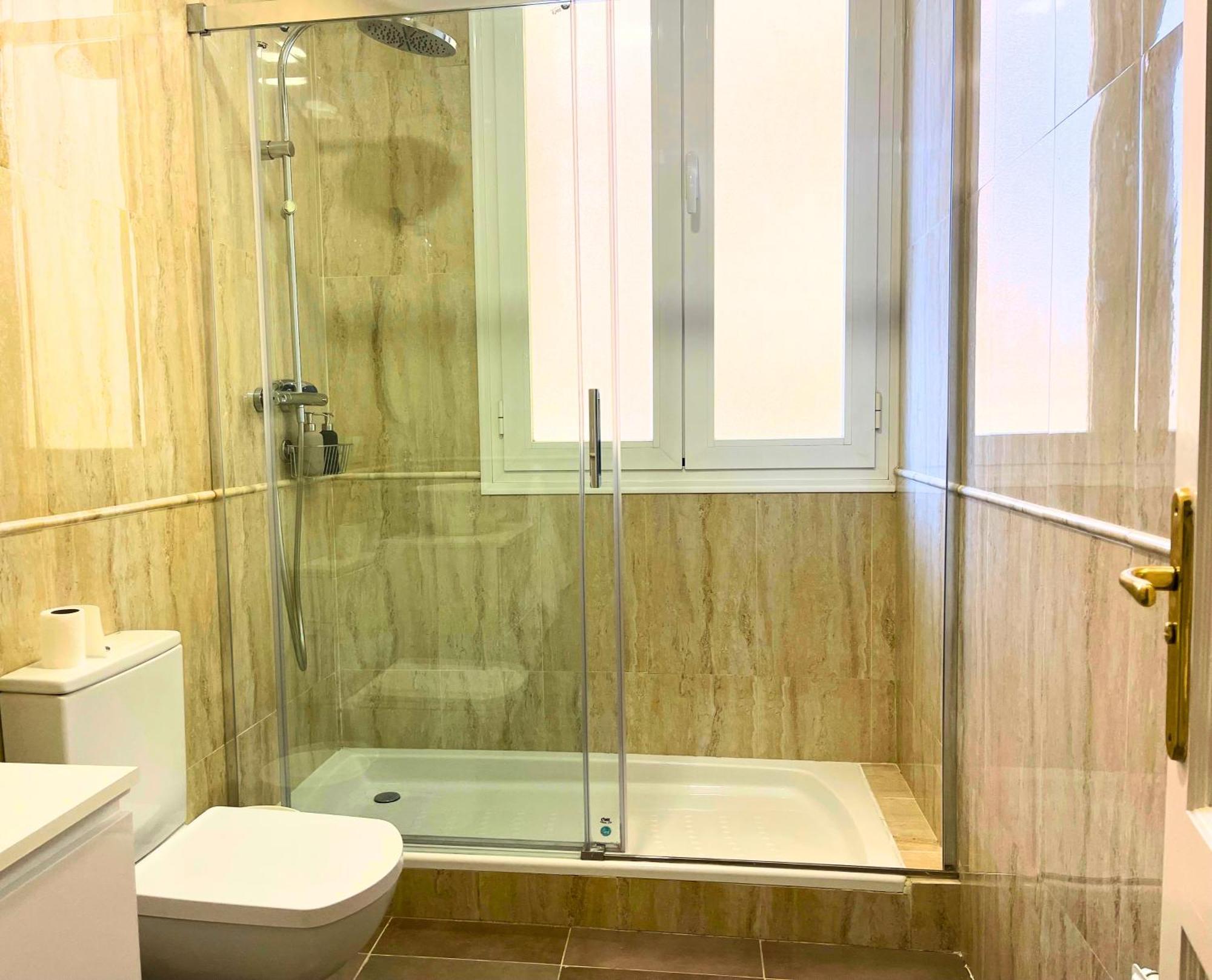 Home4u Gran Via Luxury * Granada
