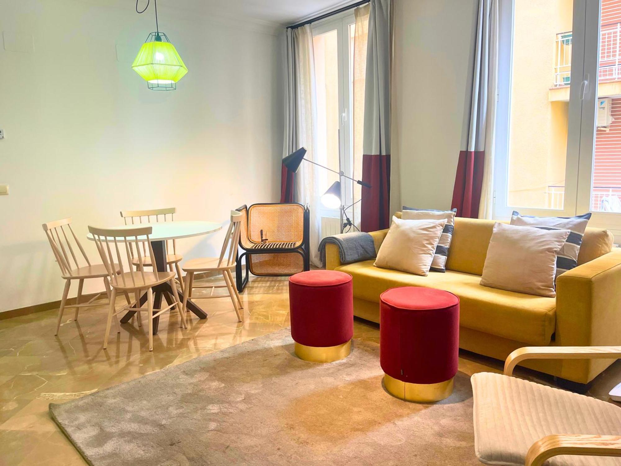 Home4u Gran Via Luxury Apartment