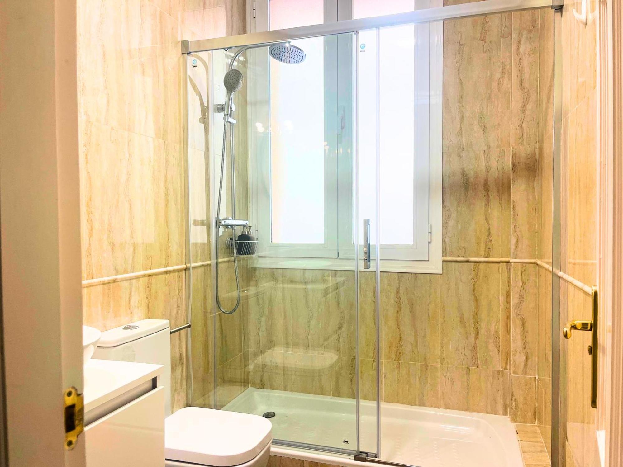 Home4u Gran Via Luxury * Granada