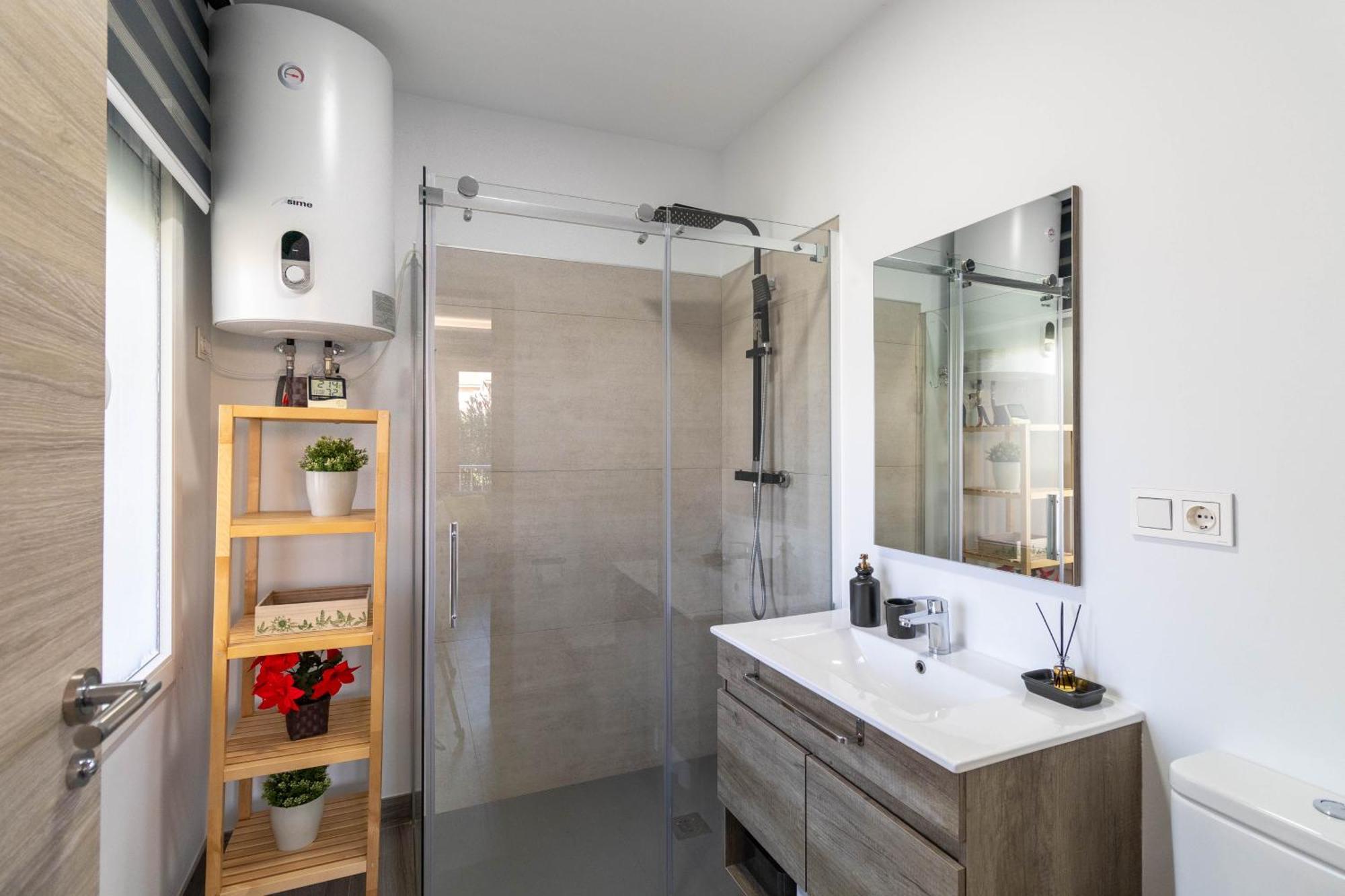 Apartamento Piso Moderno Y Amplio Estudiantes Salobreña