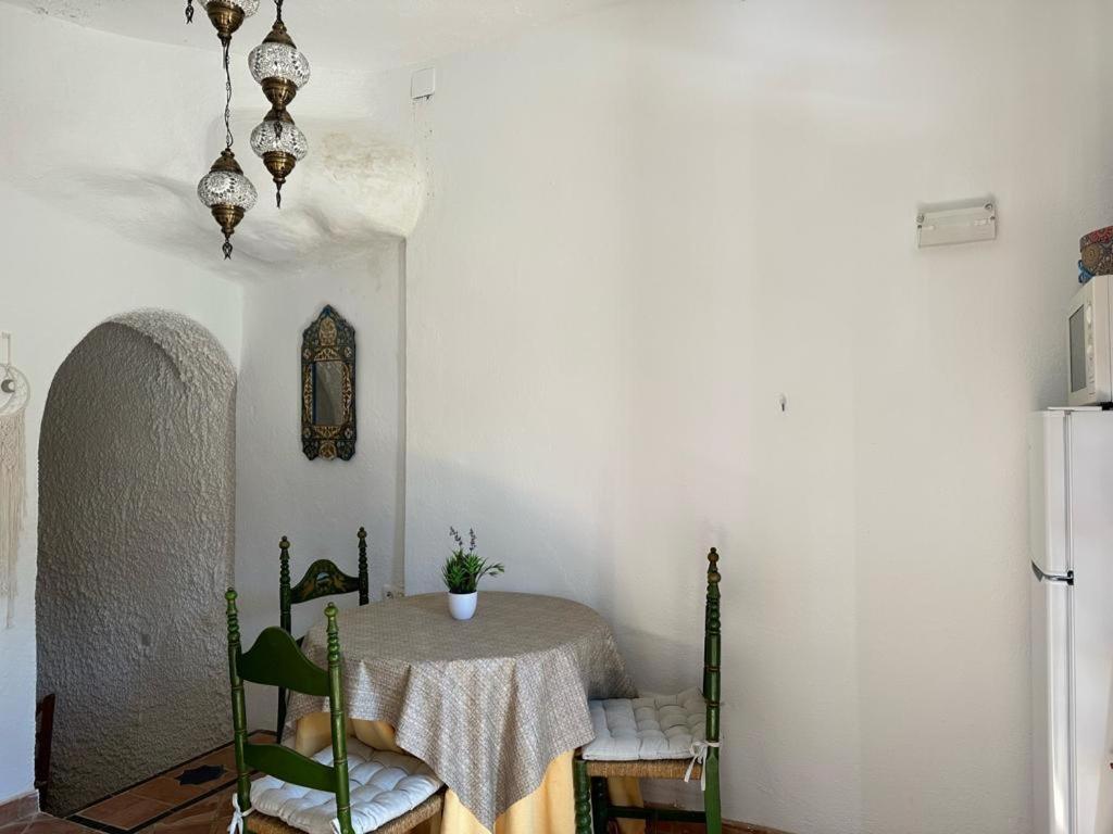 Casa Cueva Sacromonte Benevarez Brother Law Sl Holiday home *