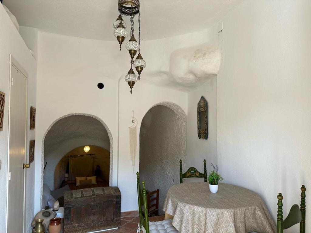 Holiday home Casa Cueva Sacromonte Benevarez Brother Law Sl Granada