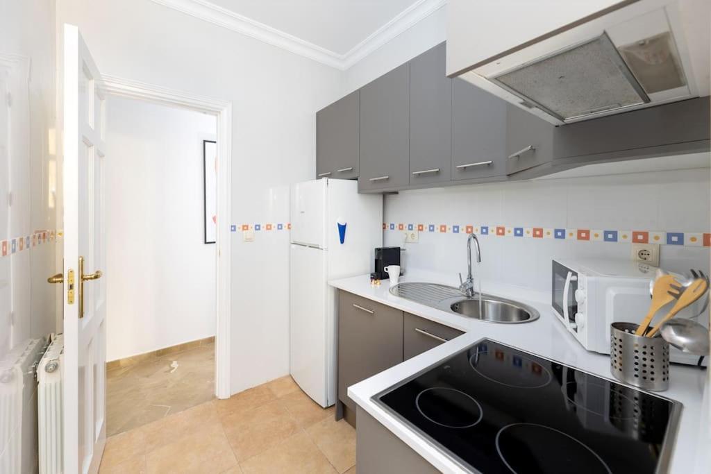 Luxury Via De Colon Apartamento Granada